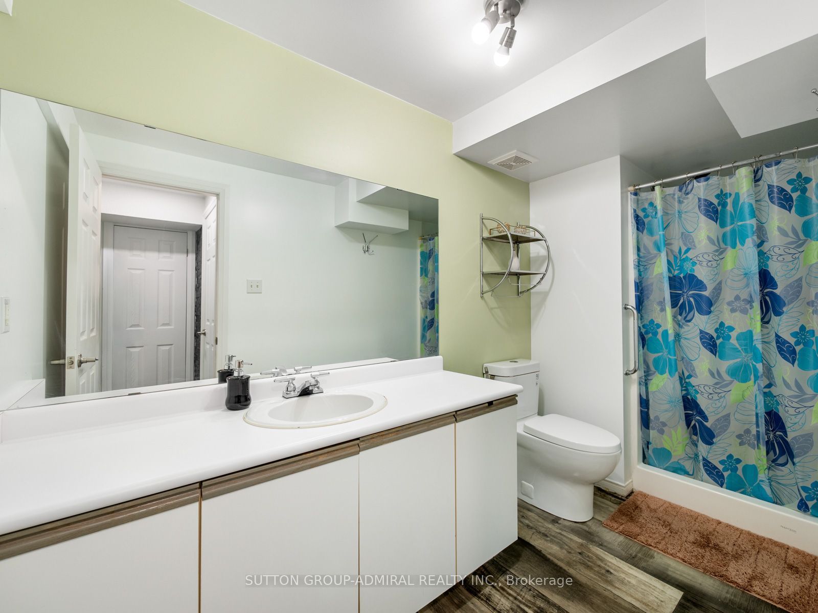 28 Harwood Drive Property Photo 39