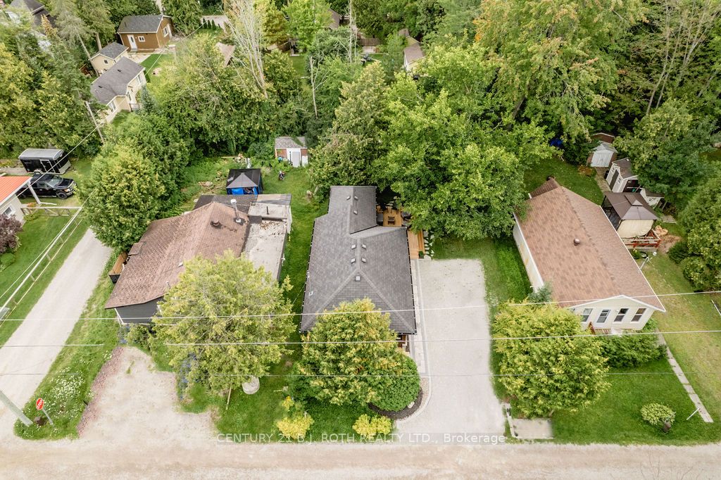 12 Domar Road Property Photo 27