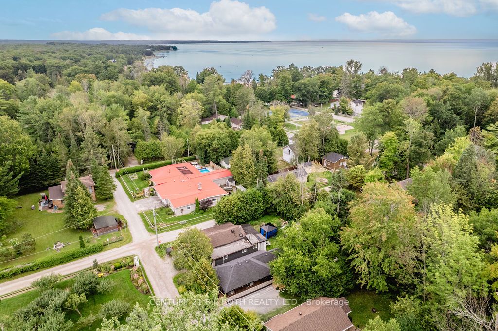 12 Domar Road Property Photo 29