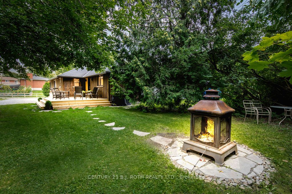12 Domar Road Property Photo 31