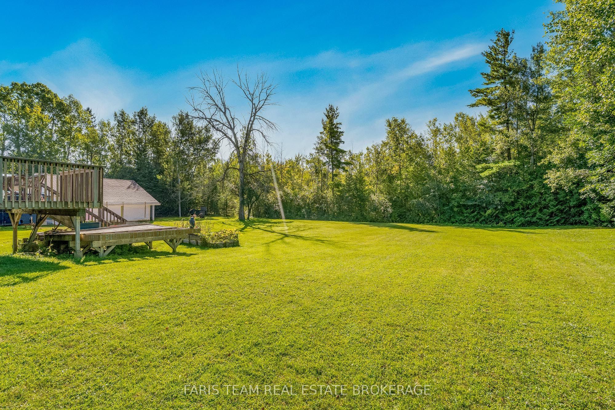 8801 Beachwood Road Property Photo 9
