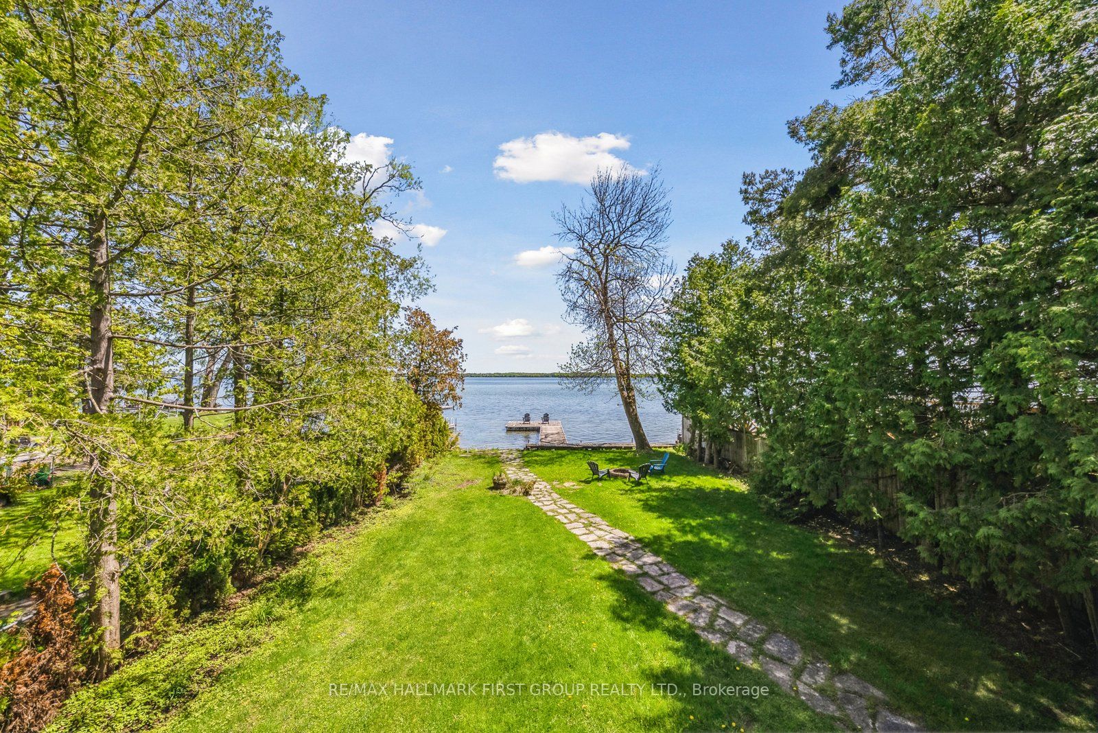 2807 Lakeside Drive Property Photo 8