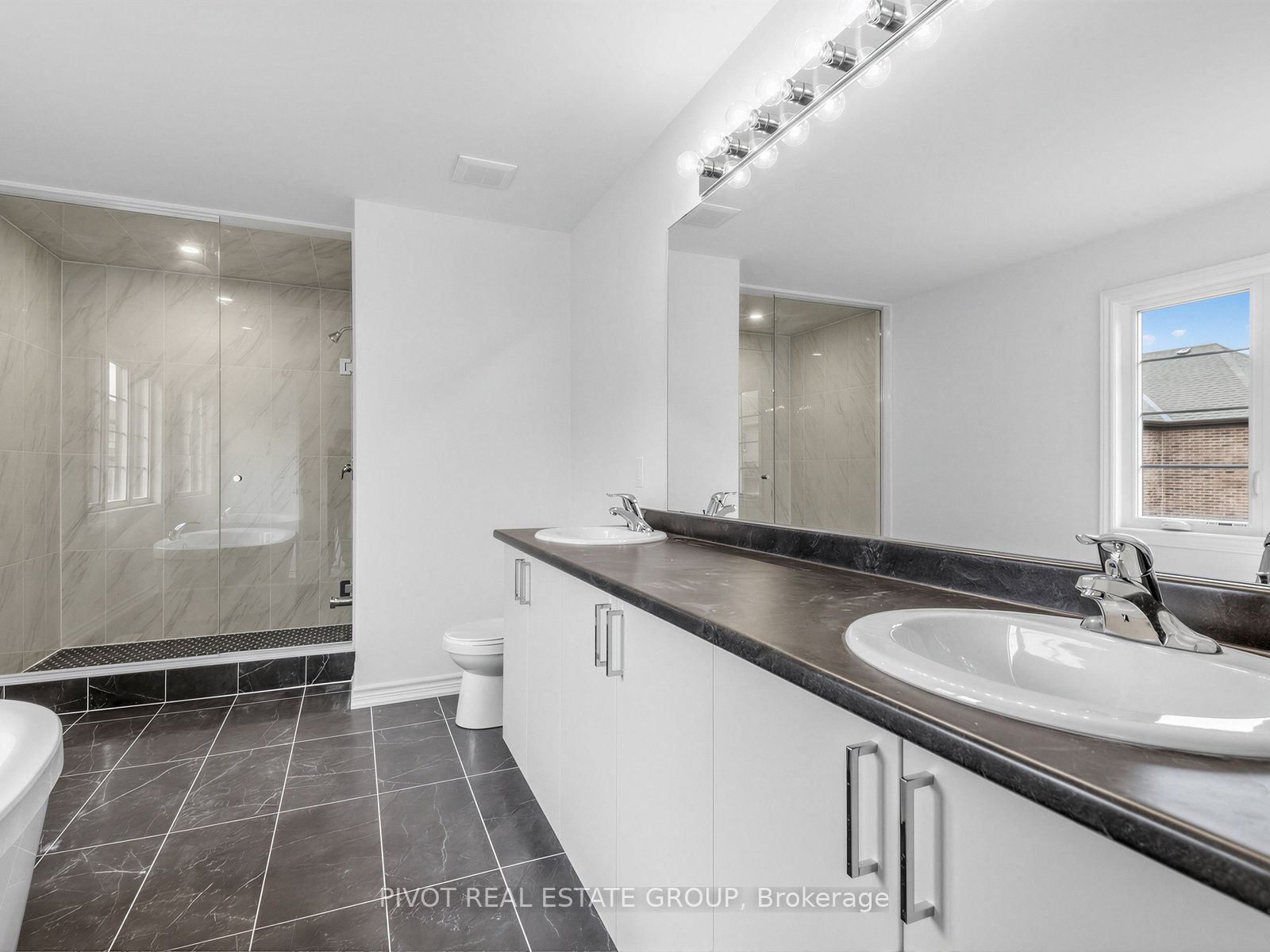 5 Daffodil Road Property Photo 33