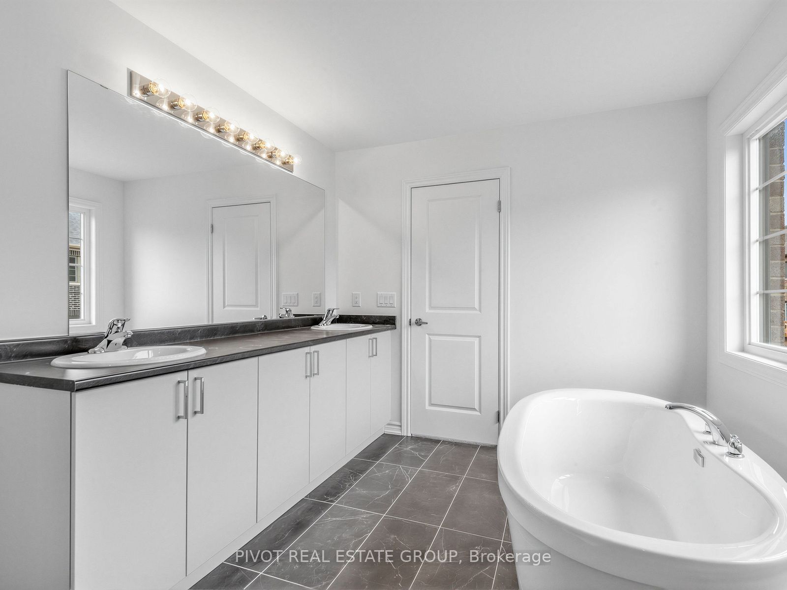 5 Daffodil Road Property Photo 34