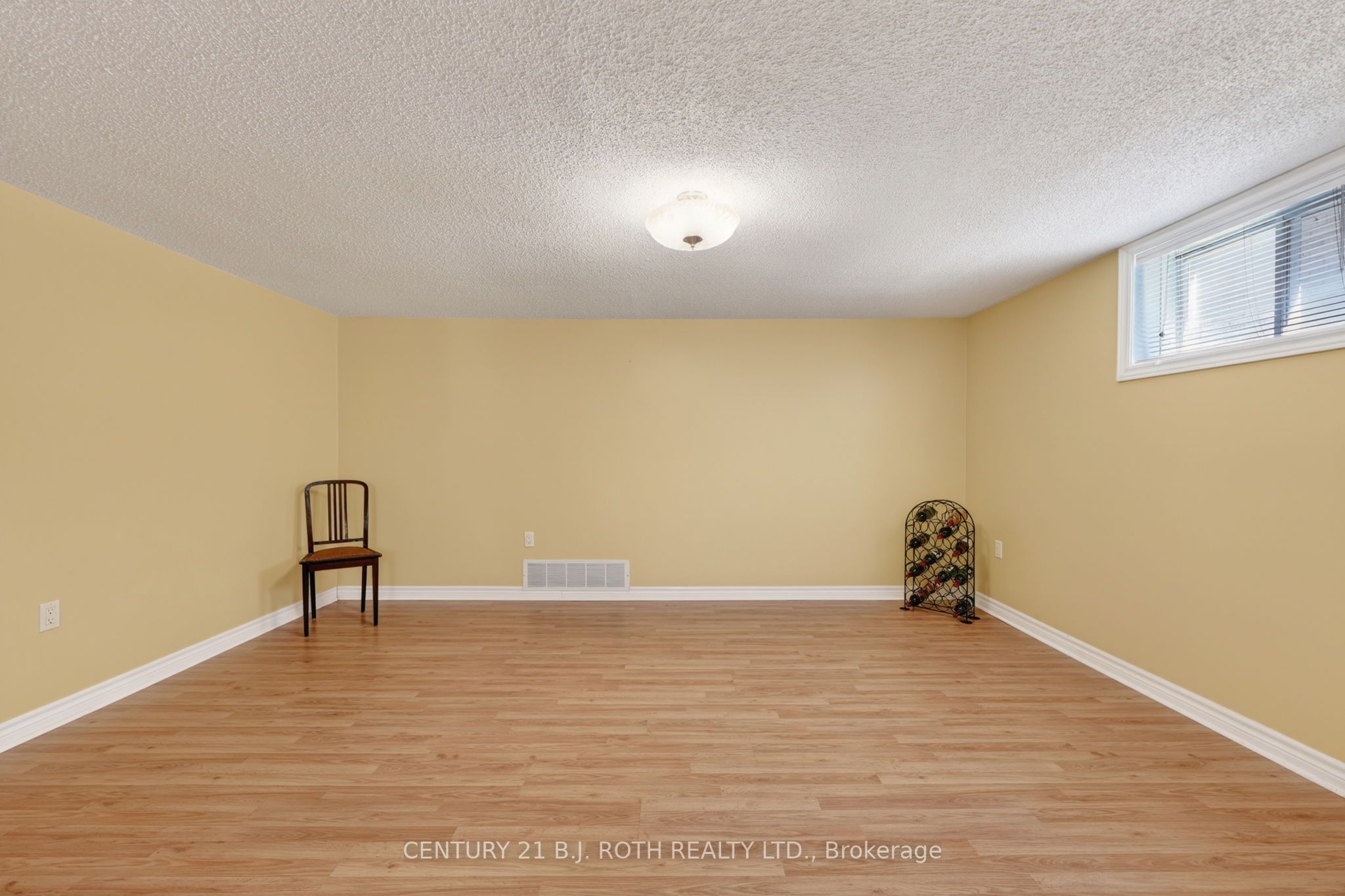 6 Ford Street Property Photo 23