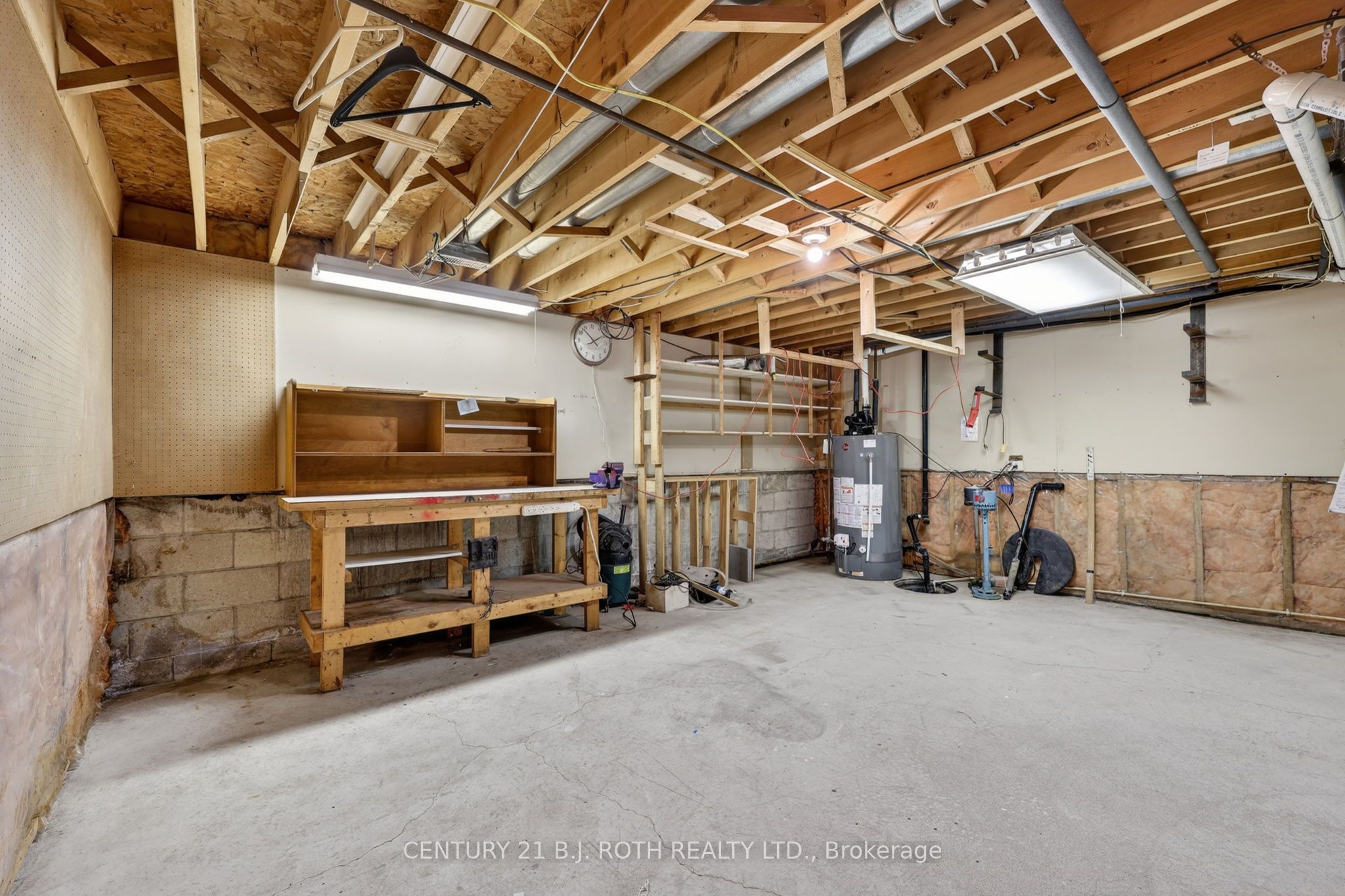 6 Ford Street Property Photo 28