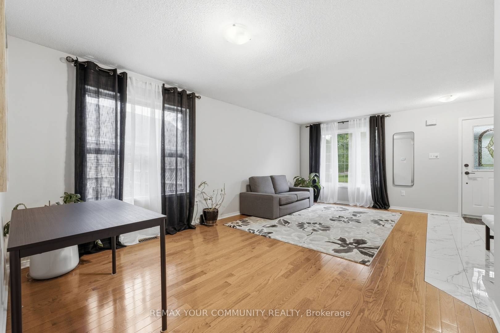 57 Kingsridge Road Property Photo 3