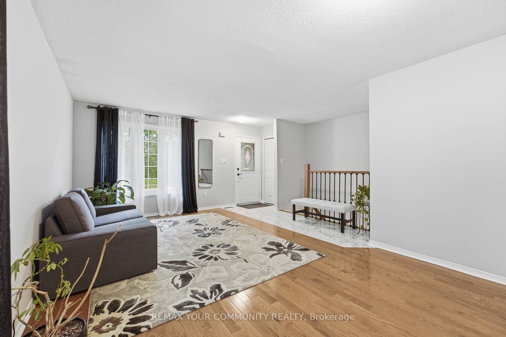 57 Kingsridge Road Property Photo 4