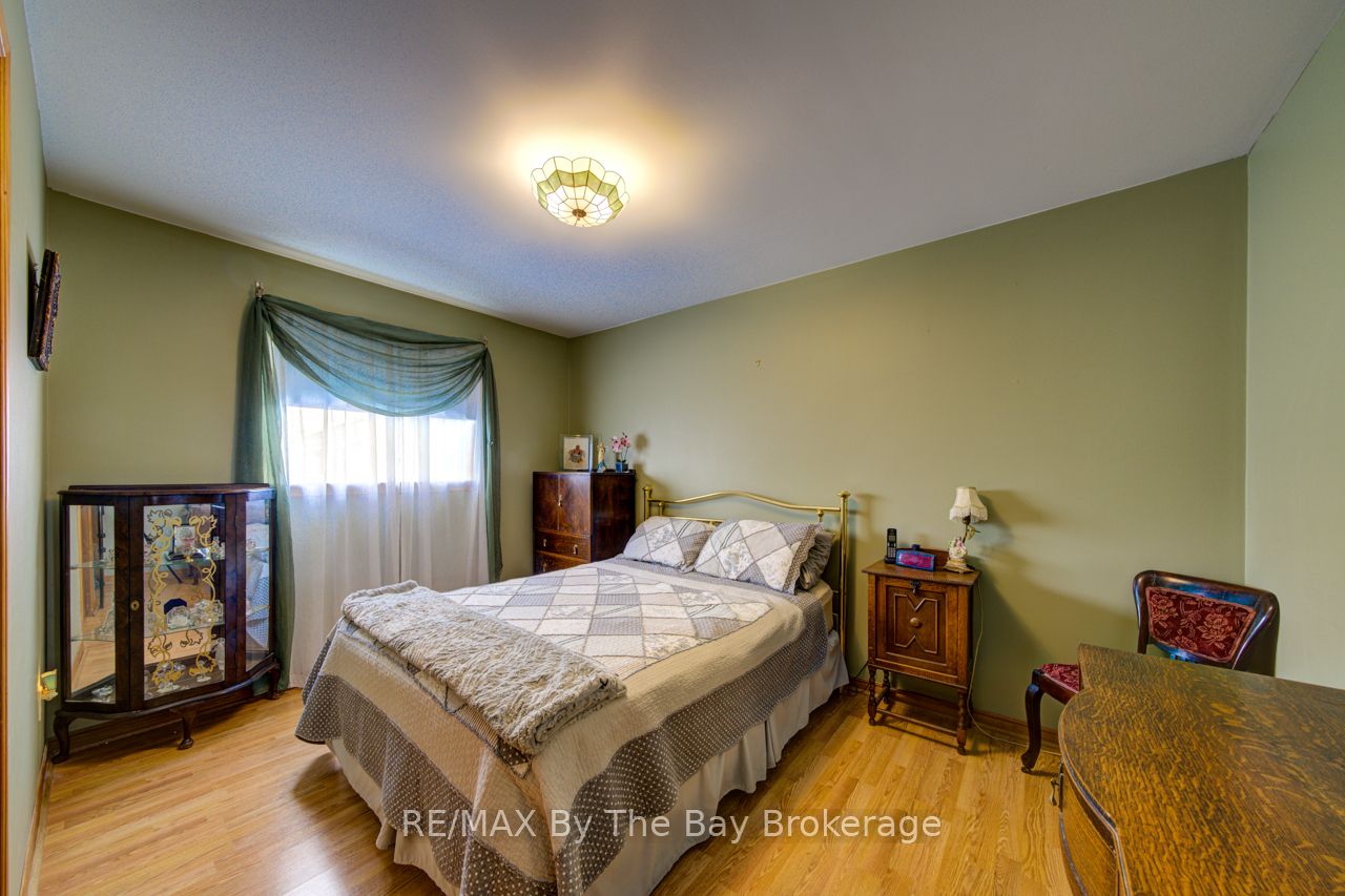 229 Datas Drive E Property Photo 20