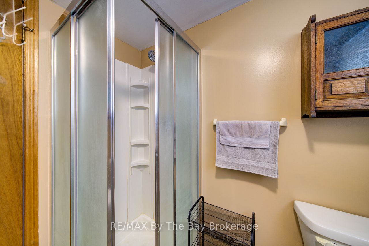 229 Datas Drive E Property Photo 32