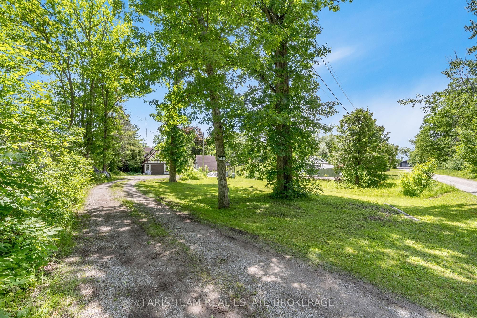 193 Gouett Street Property Photo 2