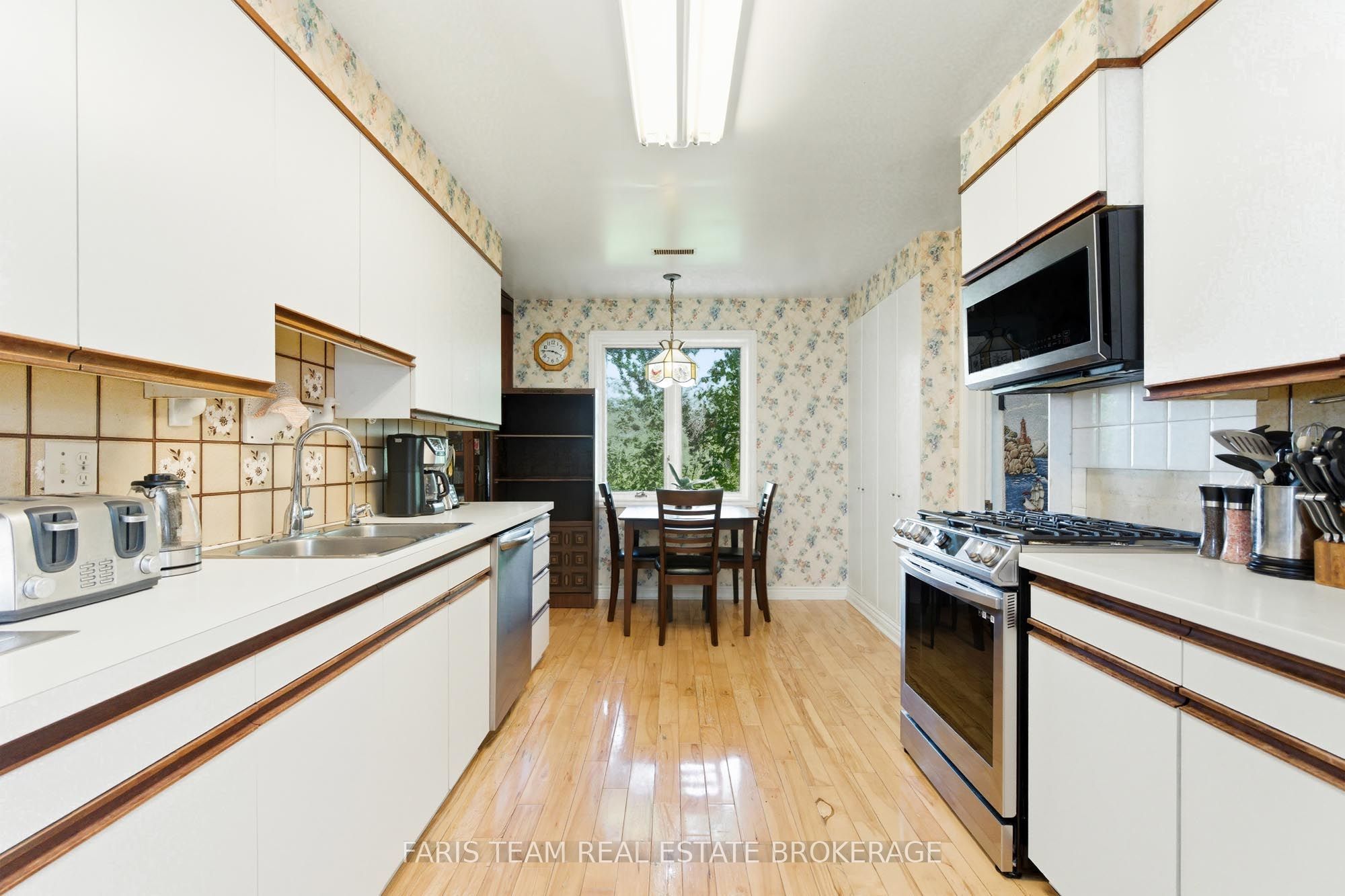 193 Gouett Street Property Photo 6