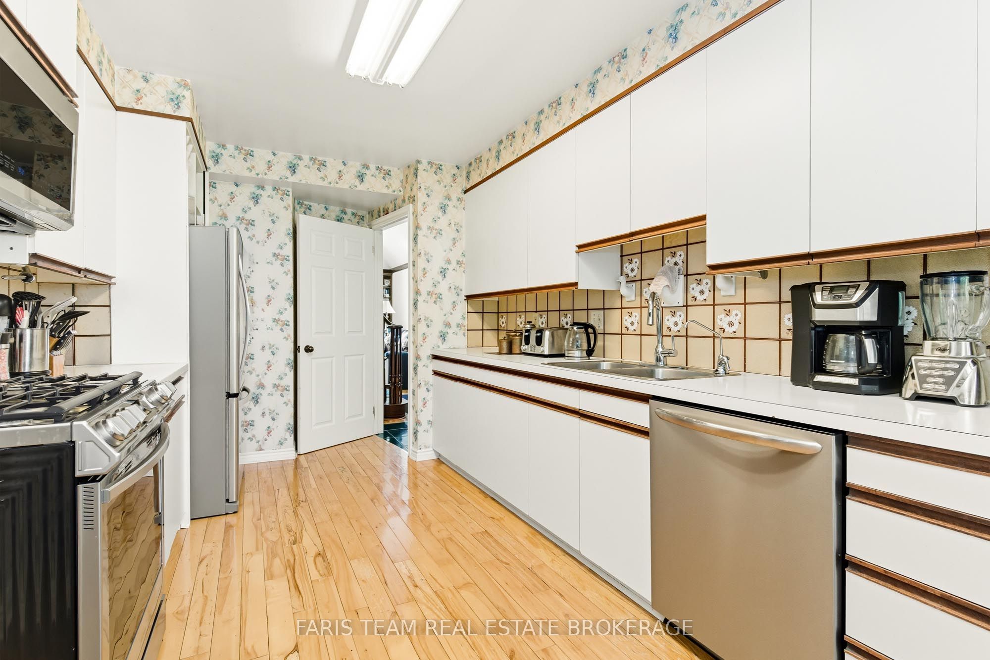 193 Gouett Street Property Photo 9