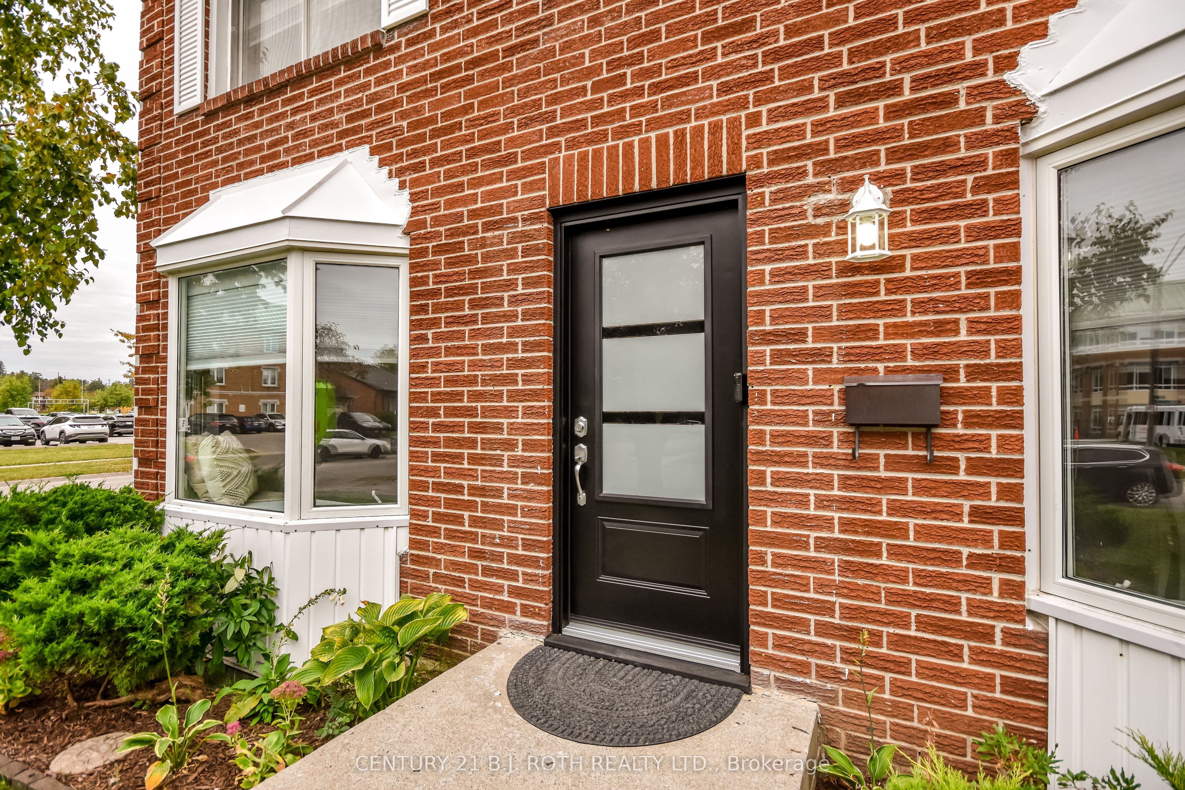77 Pepler Place Property Photo 3