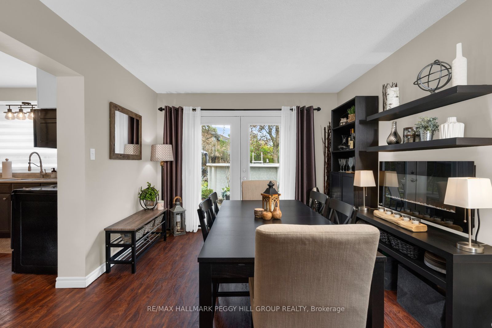48 Oren Boulevard Property Photo 7