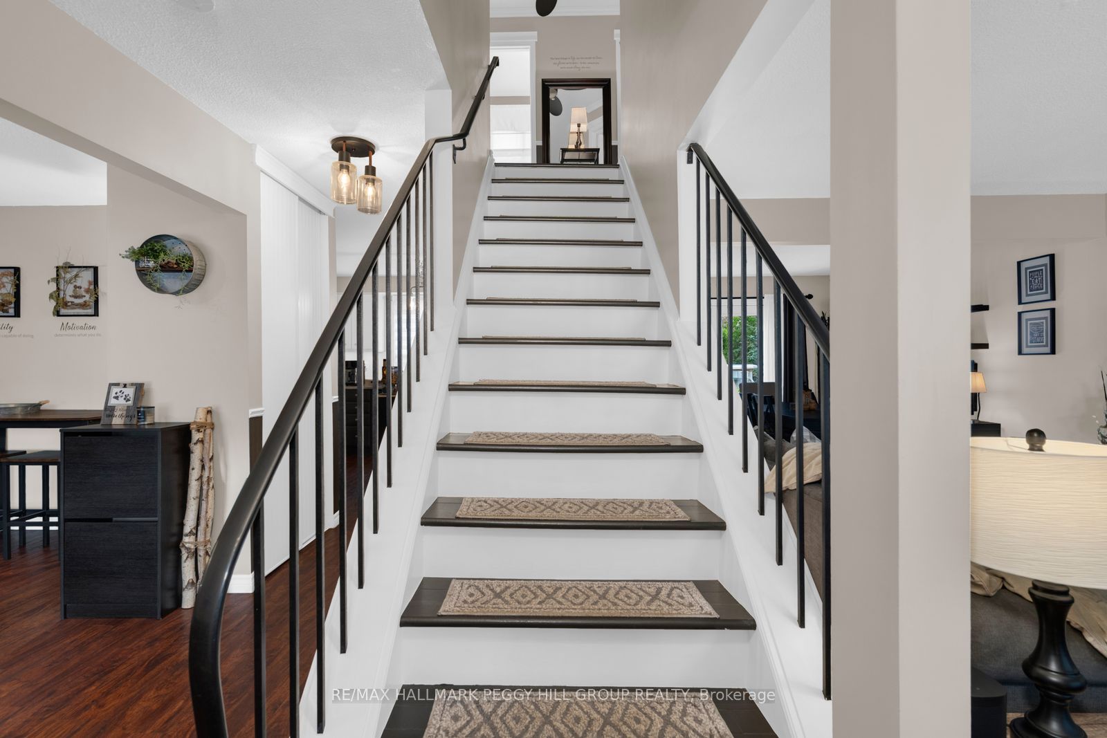 48 Oren Boulevard Property Photo 10