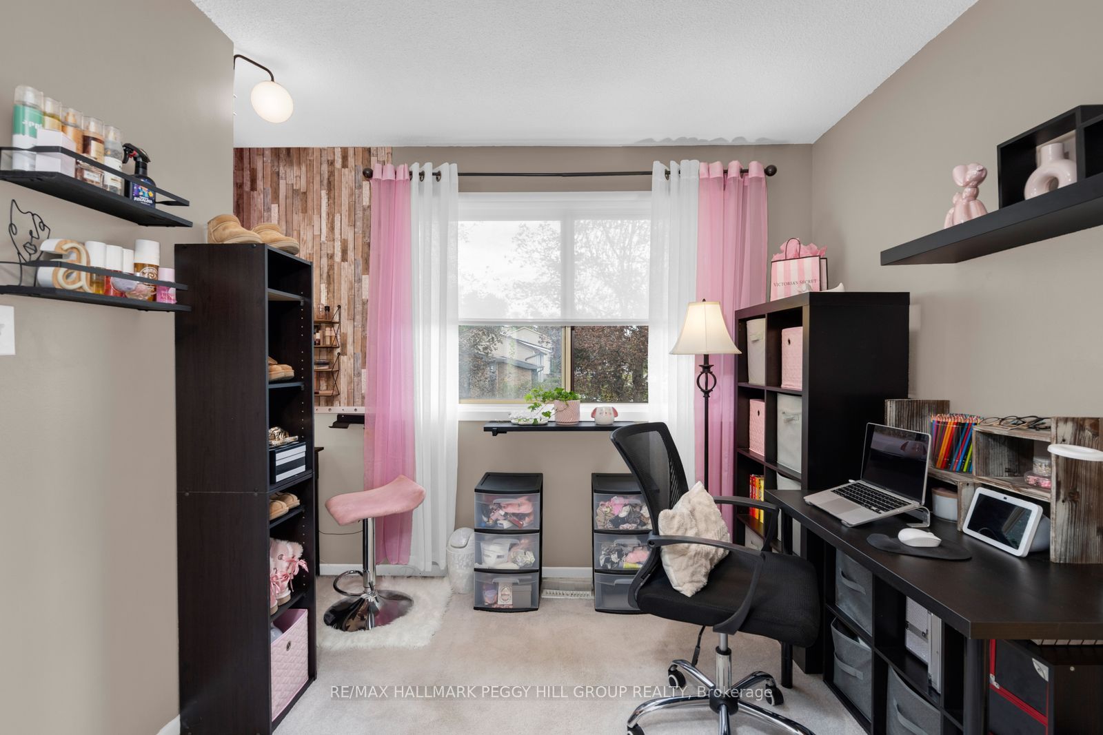 48 Oren Boulevard Property Photo 15
