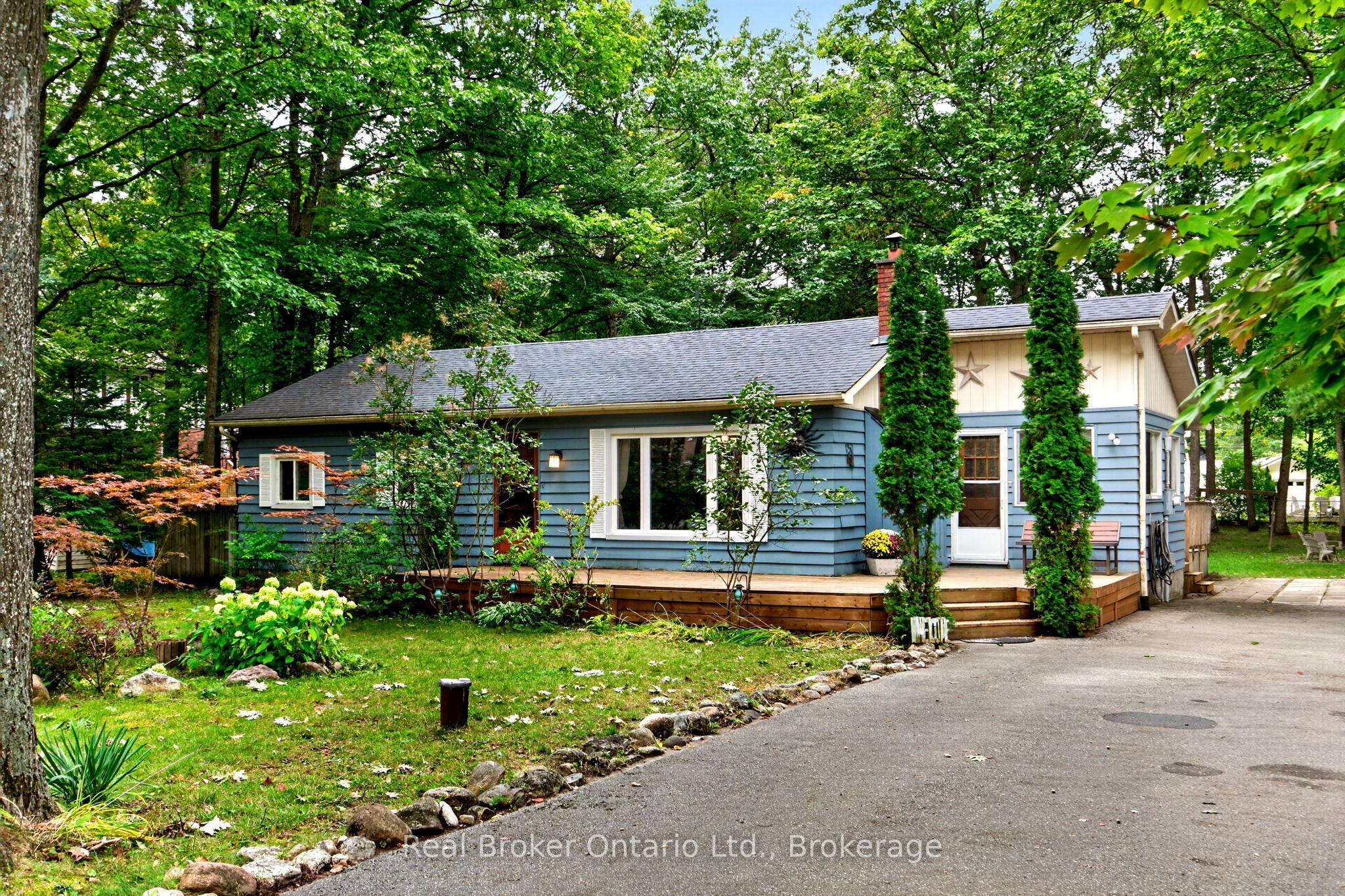 16 Fredrick Avenue Property Photo 1