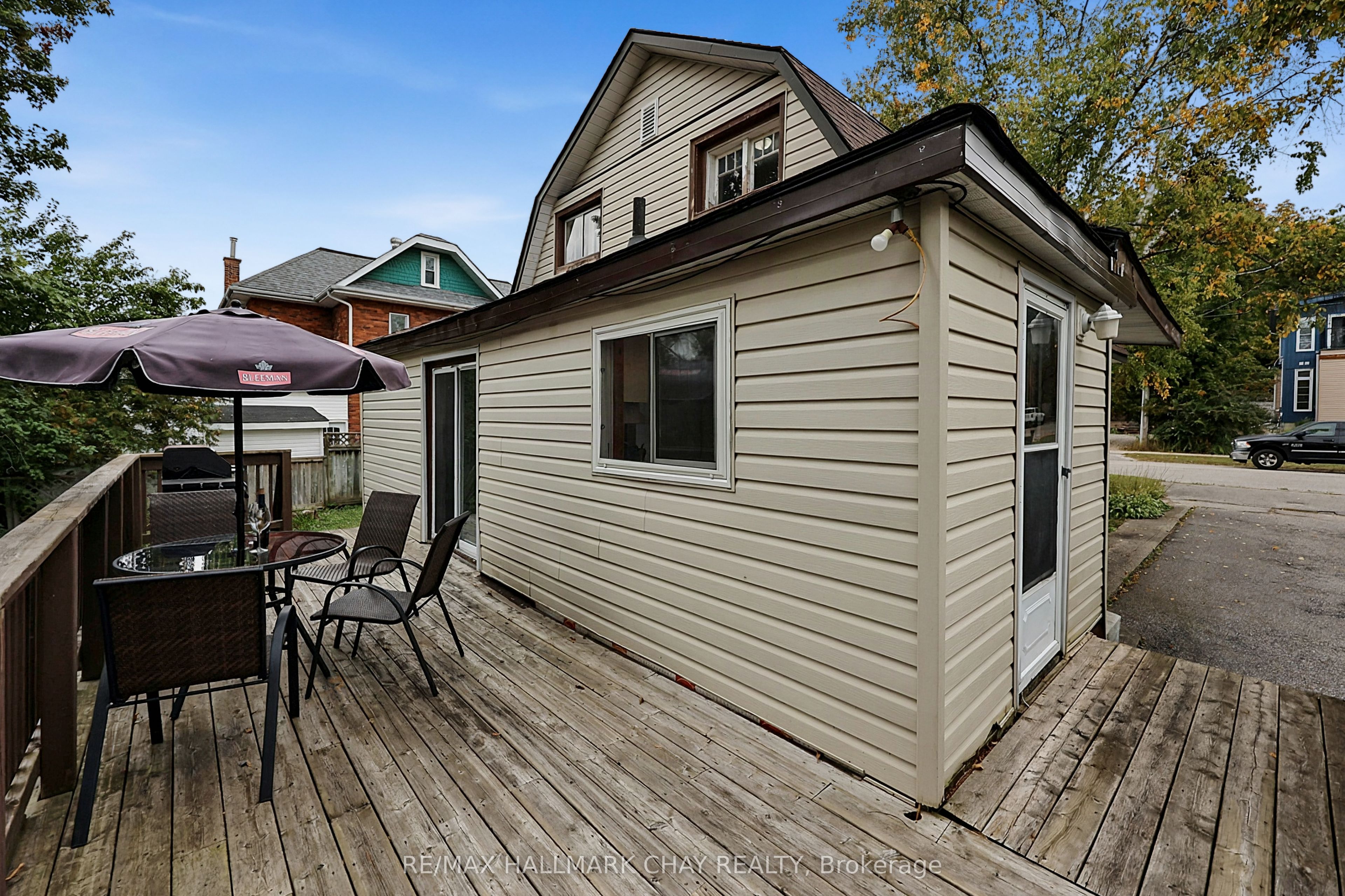 275 Harvey Street Property Photo 21