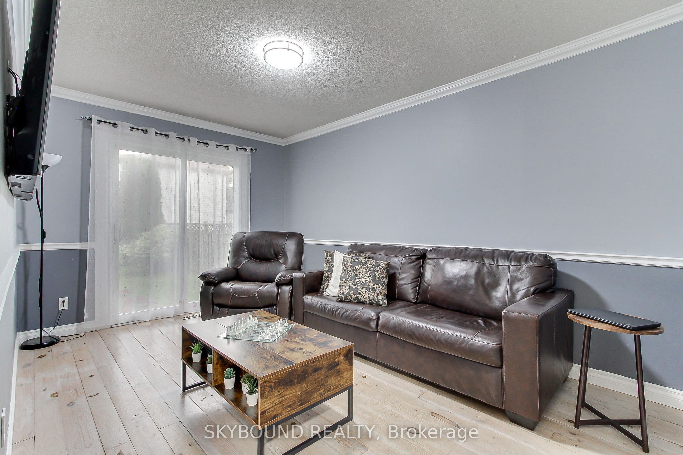 313 Hickling Trail Property Photo 18