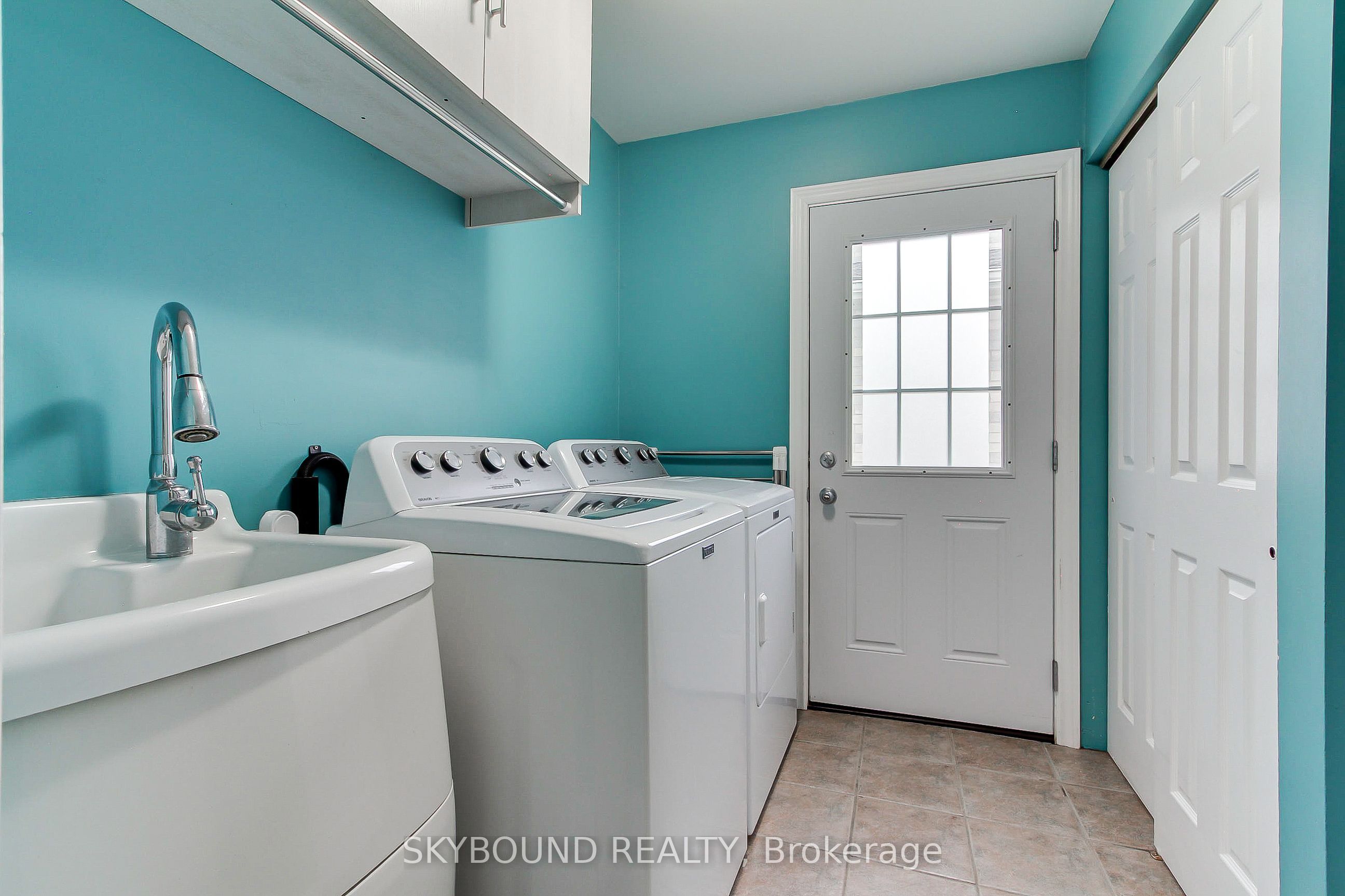 313 Hickling Trail Property Photo 19