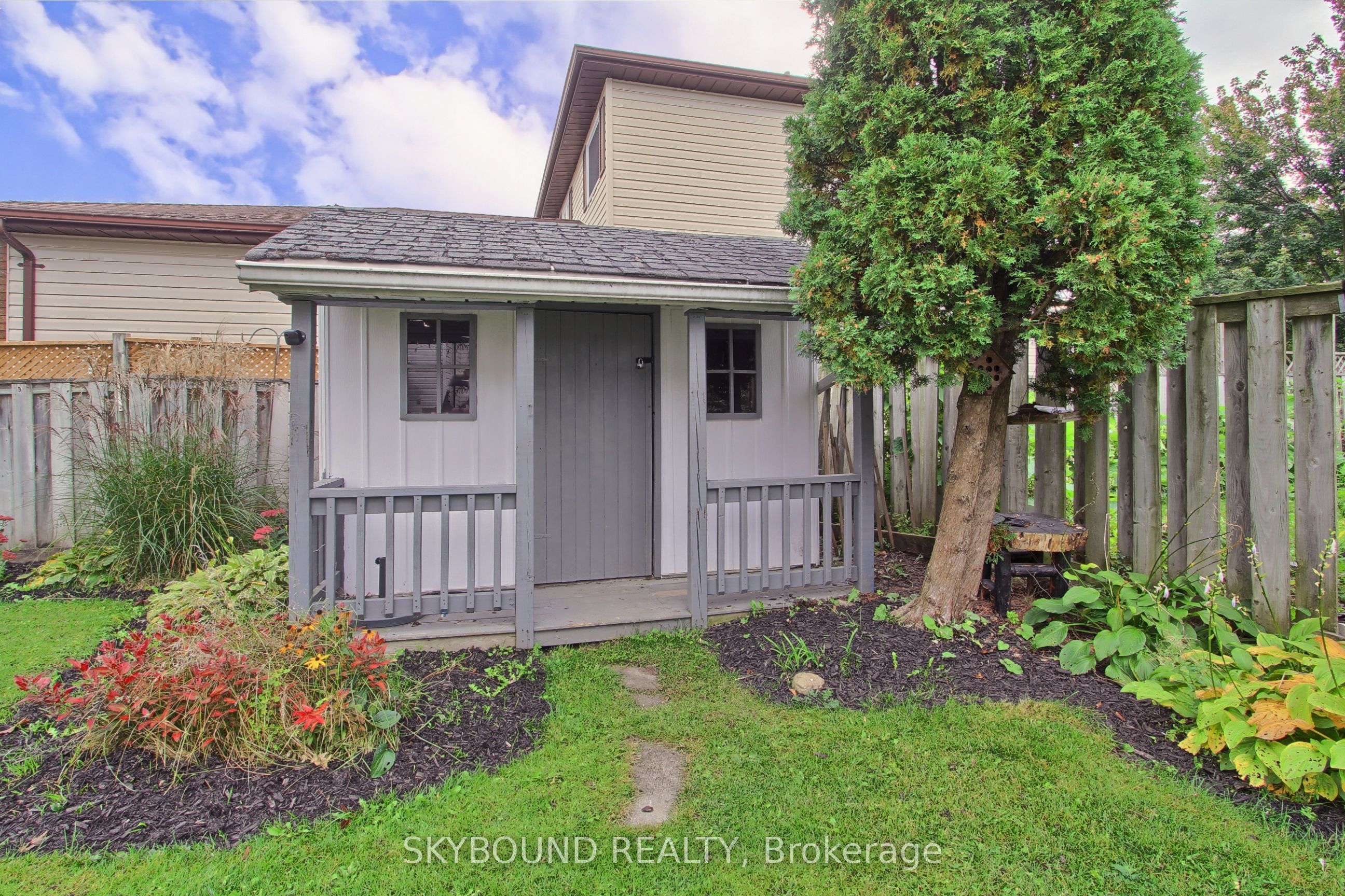 313 Hickling Trail Property Photo 39