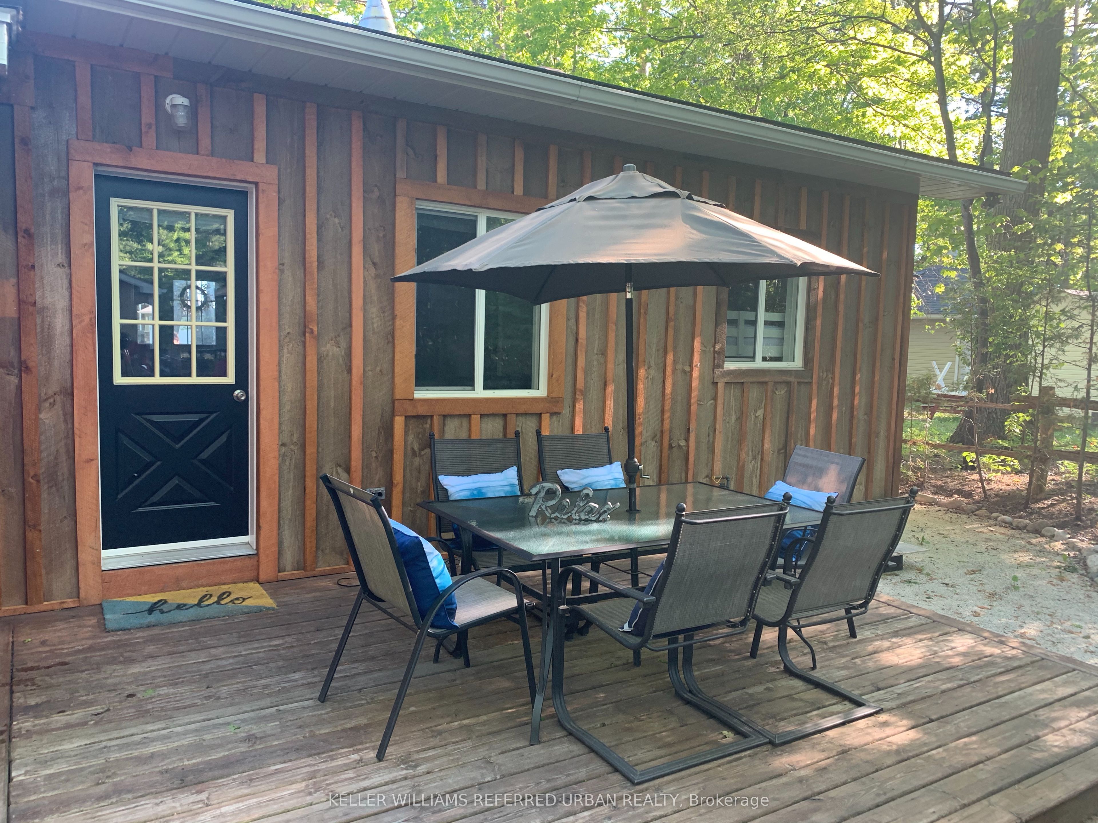 1833 Tiny Beaches Road S Property Photo 15
