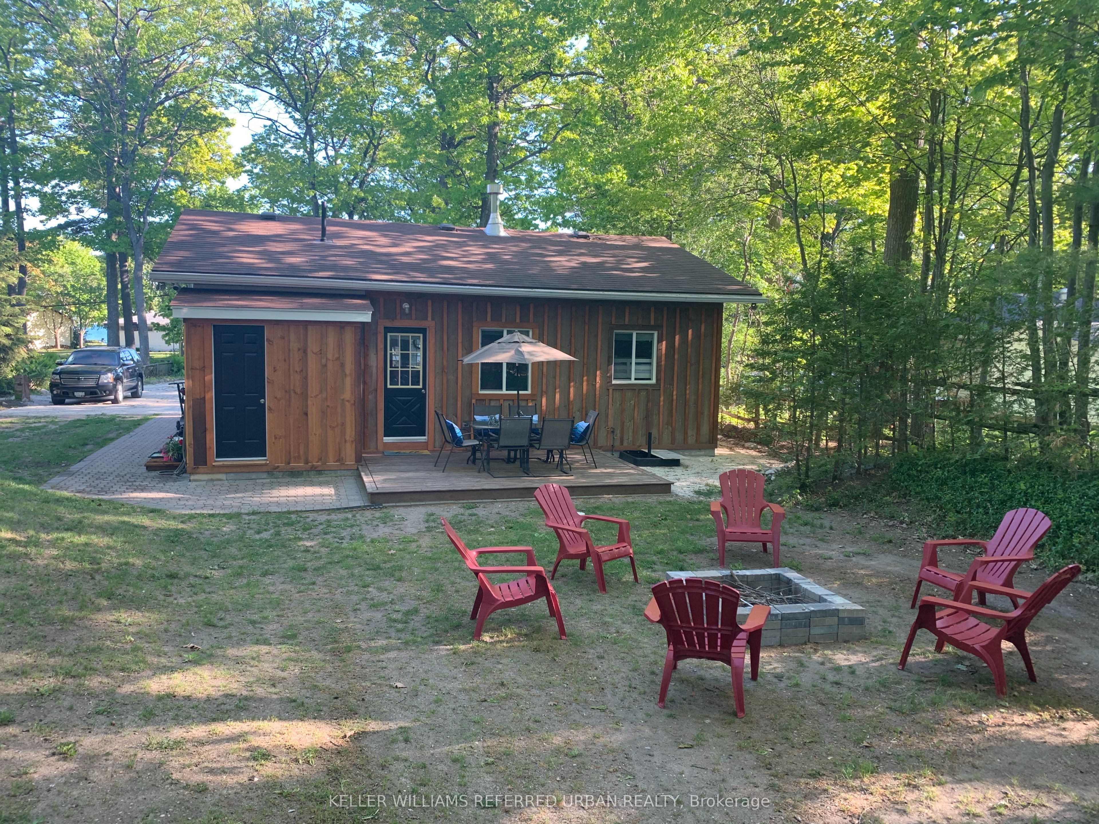 1833 Tiny Beaches Road S Property Photo 17
