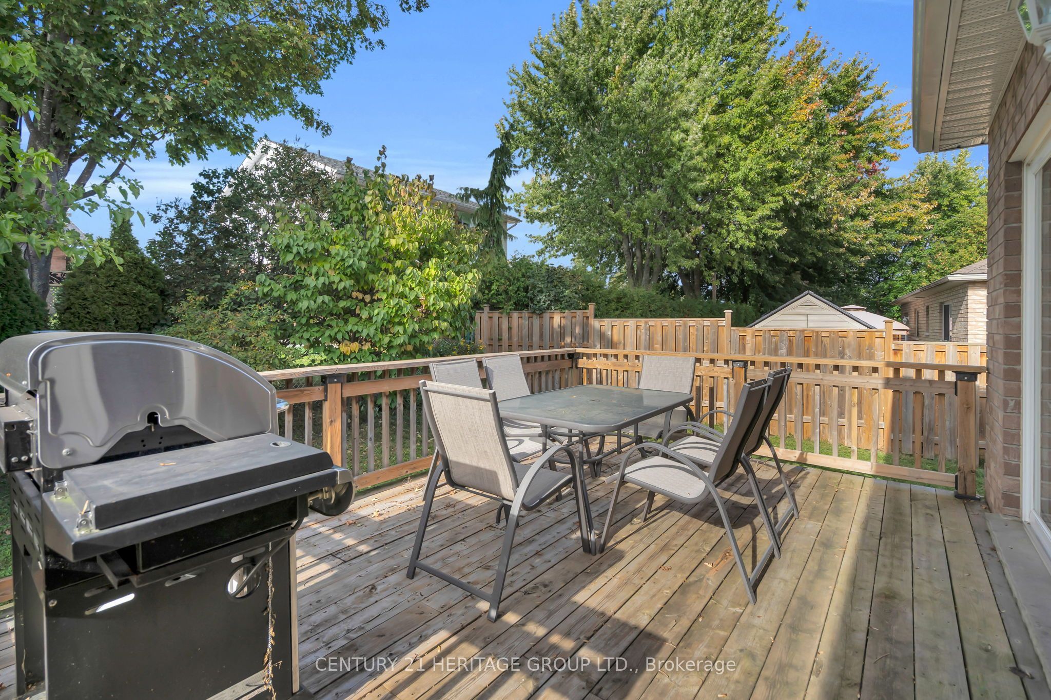 45 Whitfield Crescent Property Photo 32
