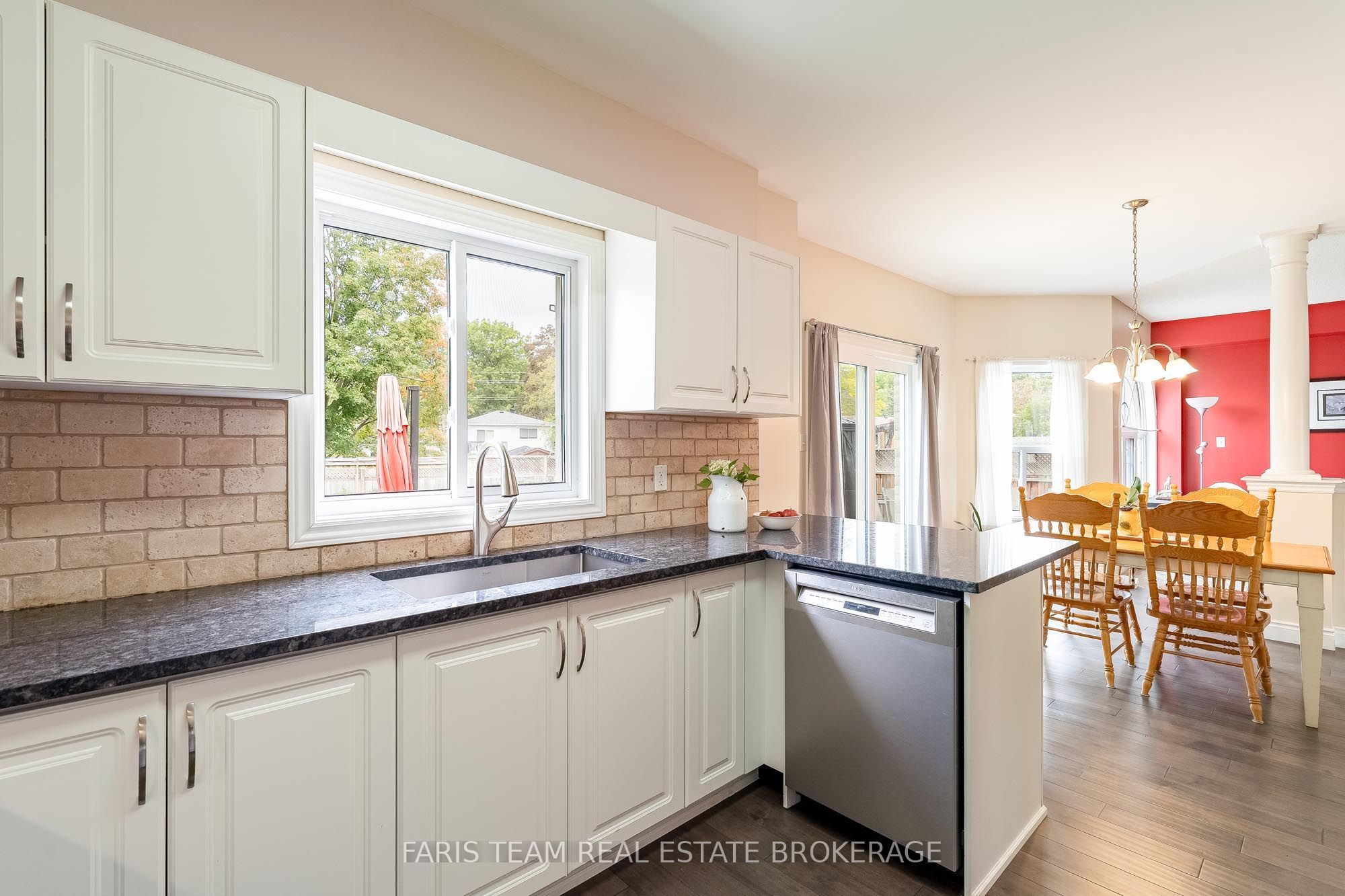 114 Ruffet Drive Property Photo 10