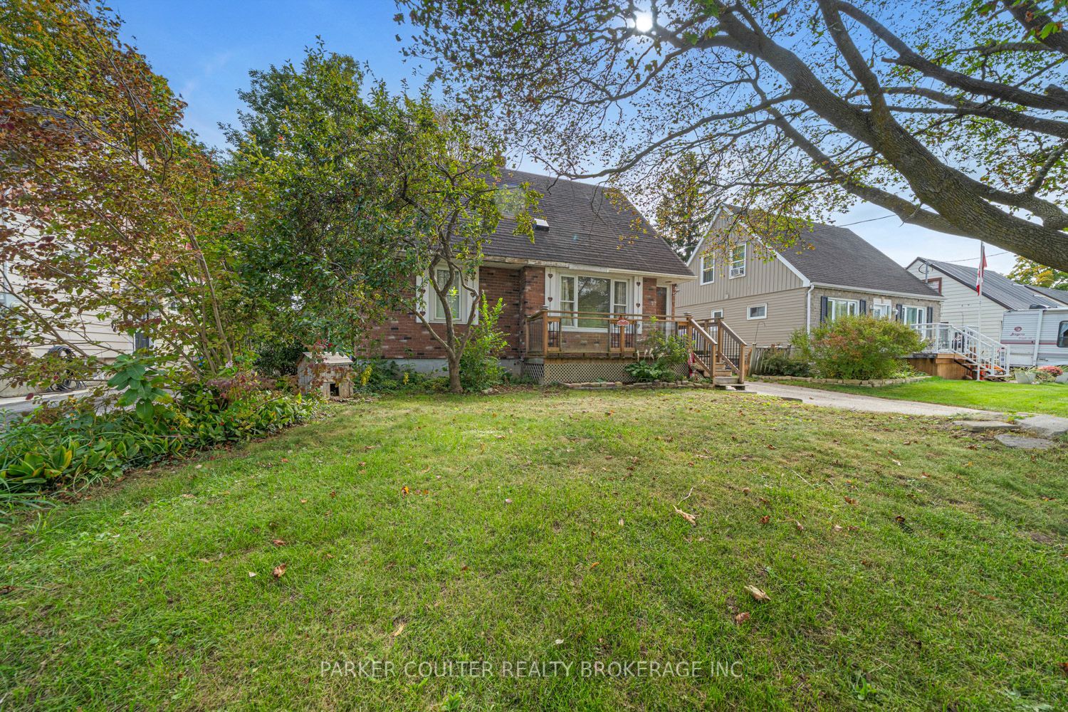 27 Campbell Avenue Property Photo 2