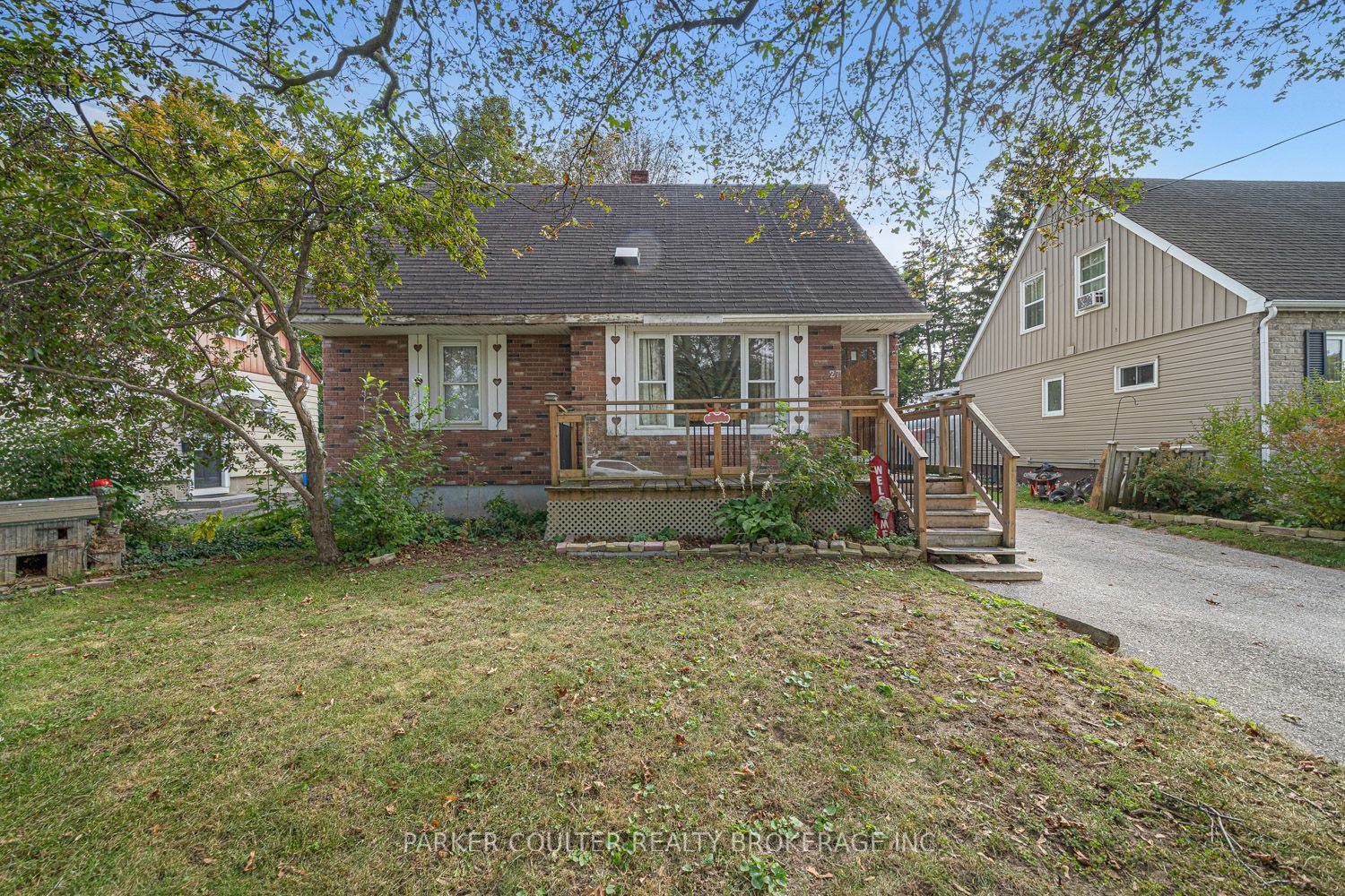 27 Campbell Avenue Property Photo 3