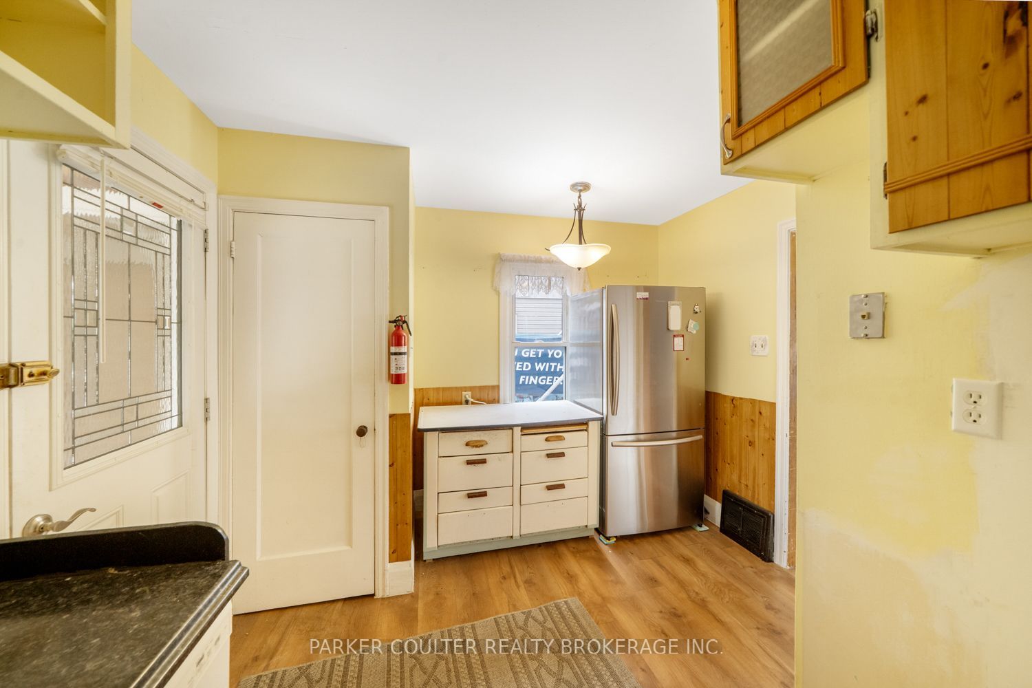 27 Campbell Avenue Property Photo 18