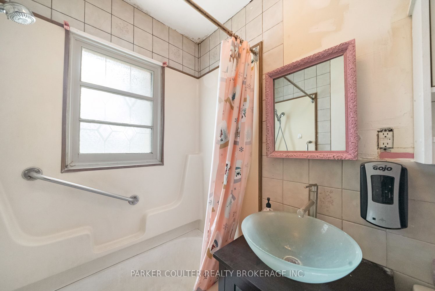 27 Campbell Avenue Property Photo 20