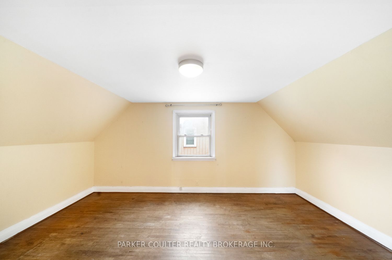 27 Campbell Avenue Property Photo 25