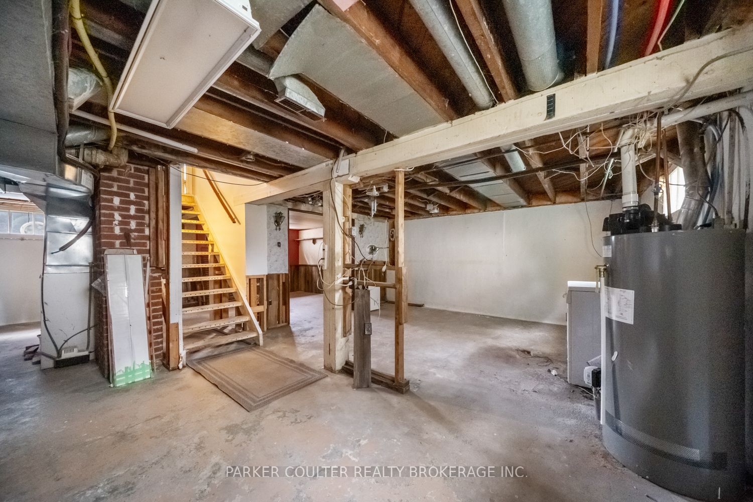 27 Campbell Avenue Property Photo 29