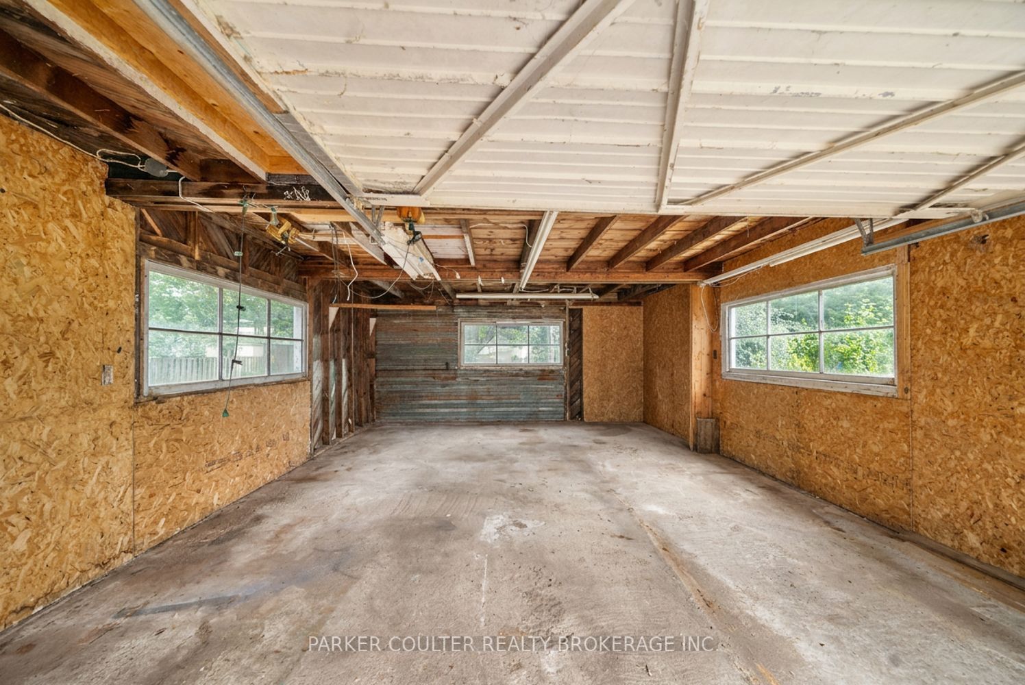 27 Campbell Avenue Property Photo 36
