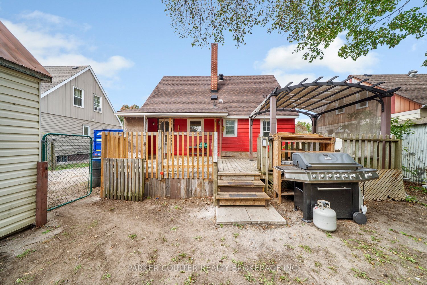 27 Campbell Avenue Property Photo 39