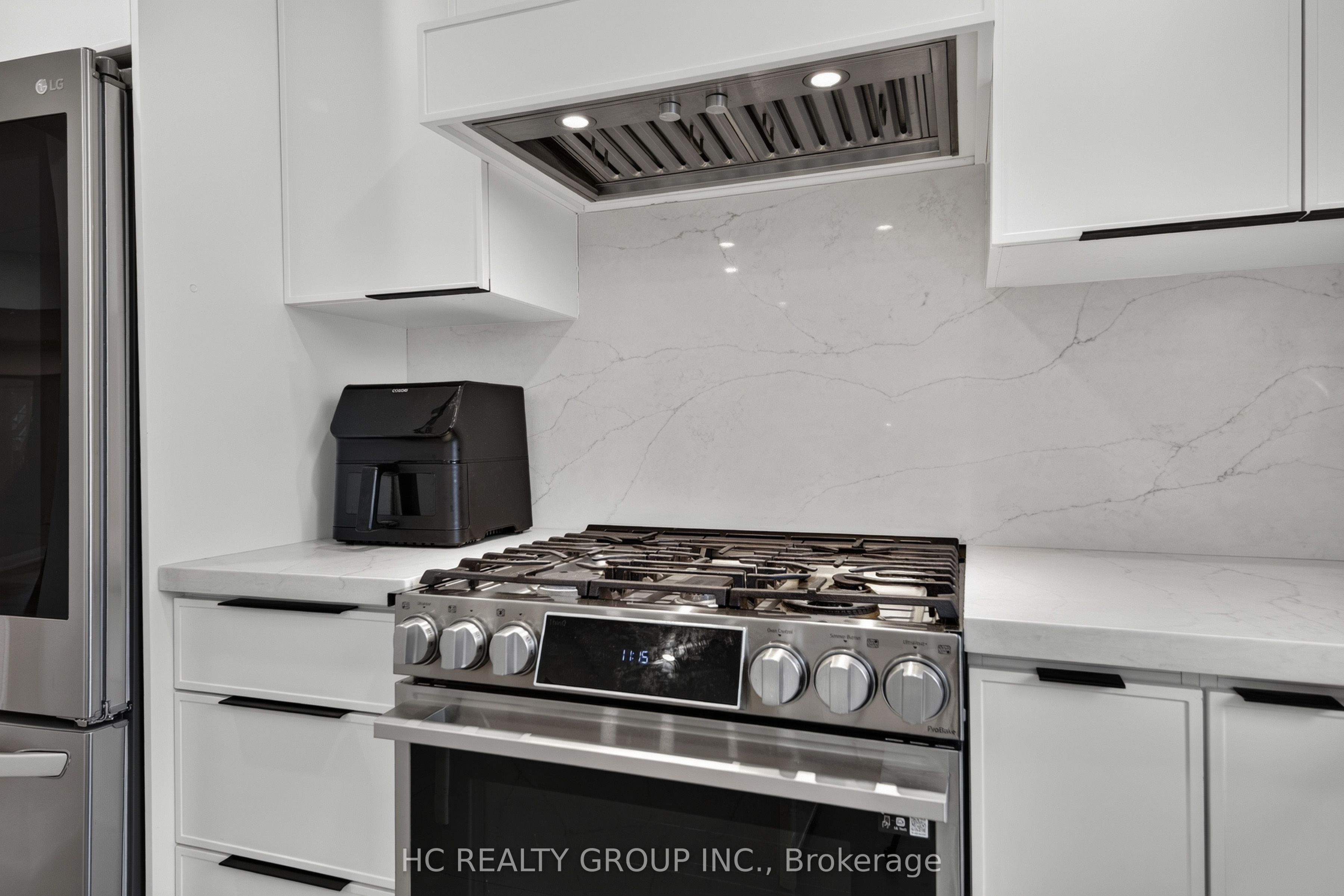 26 Country Lane Property Photo 17