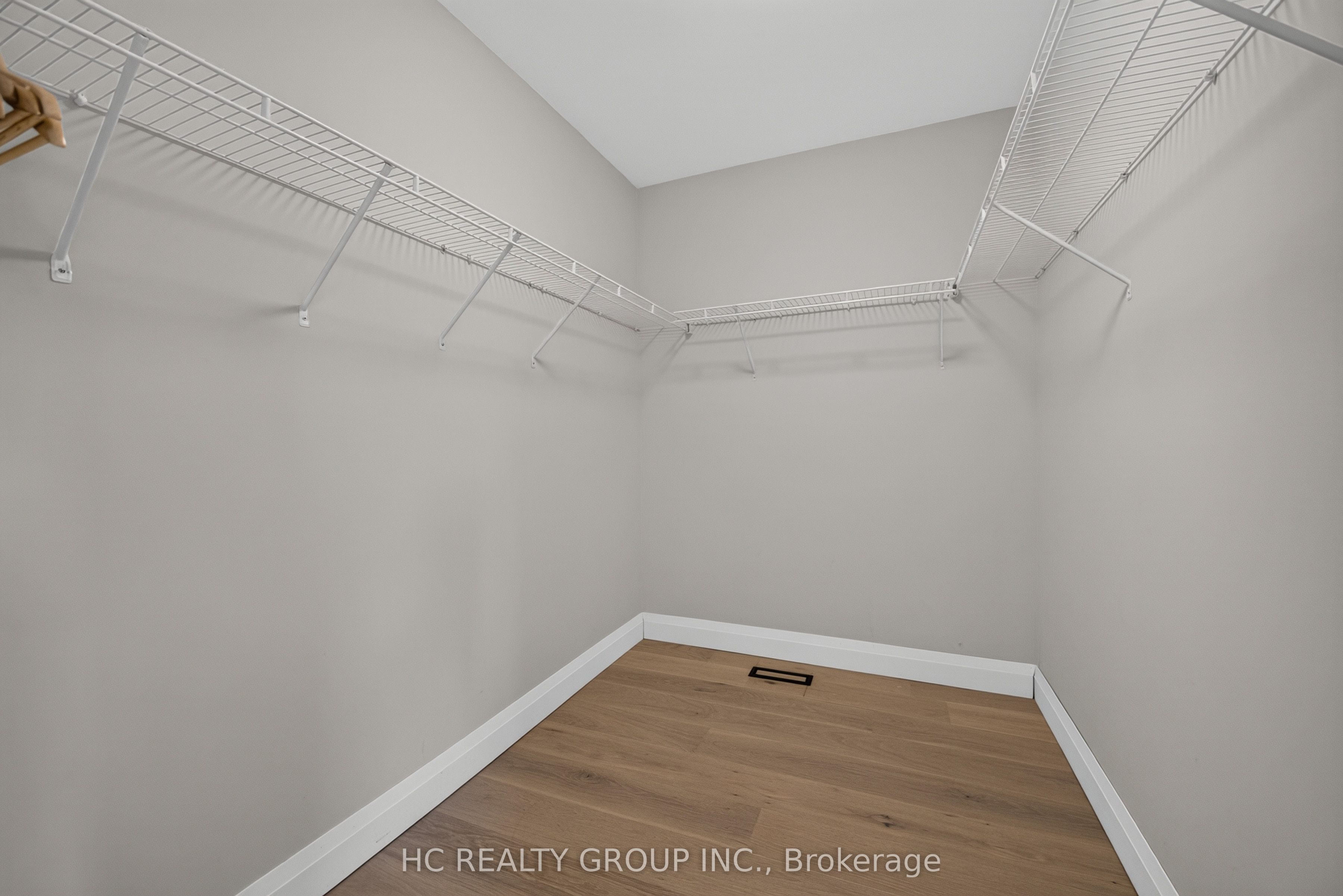 26 Country Lane Property Photo 31