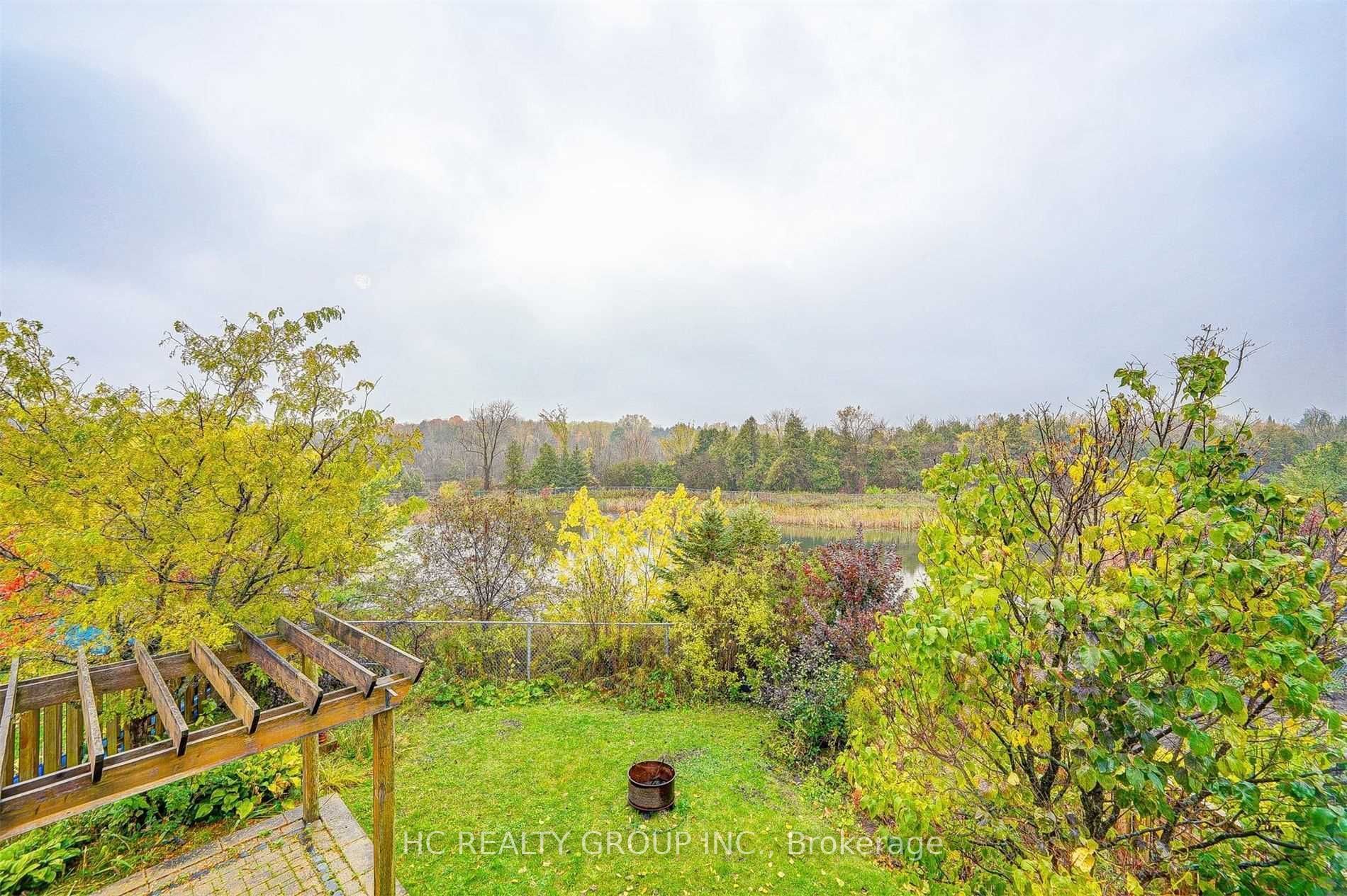 26 Country Lane Property Photo 43