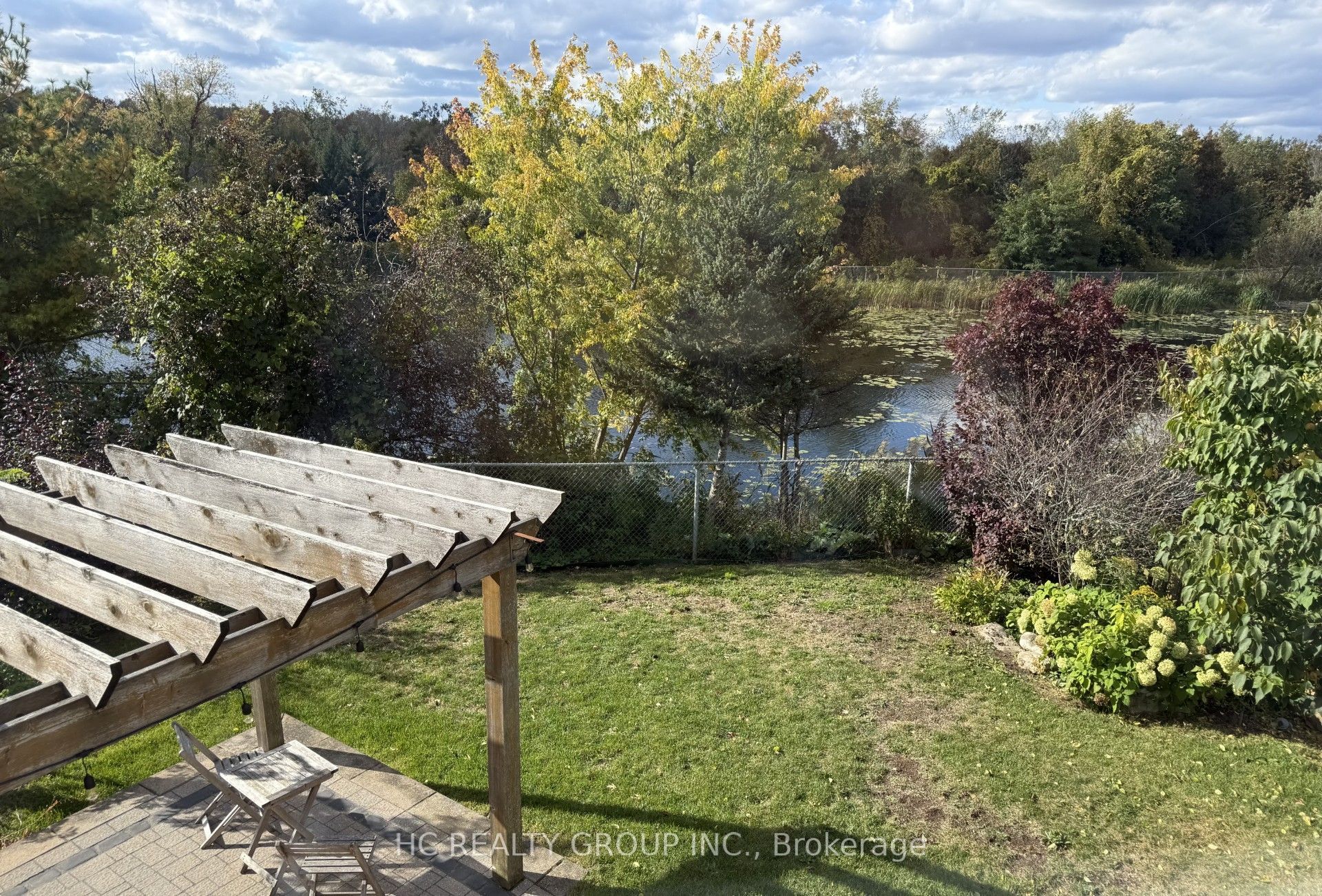 26 Country Lane Property Photo 44