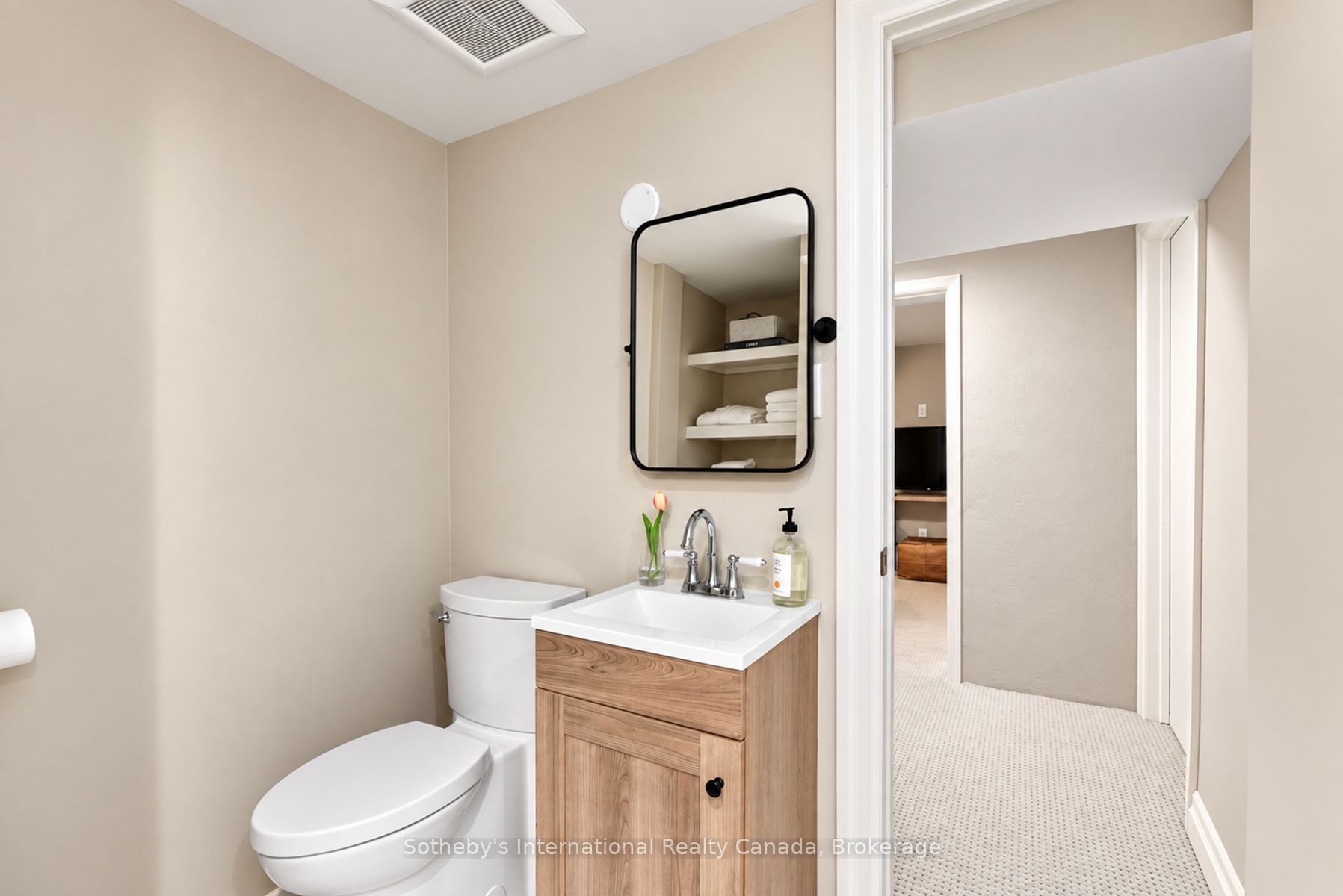 4 King Street Property Photo 37