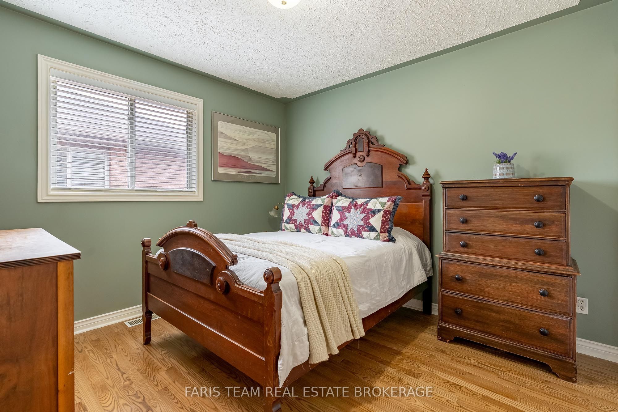 4 Charles Street Property Photo 12