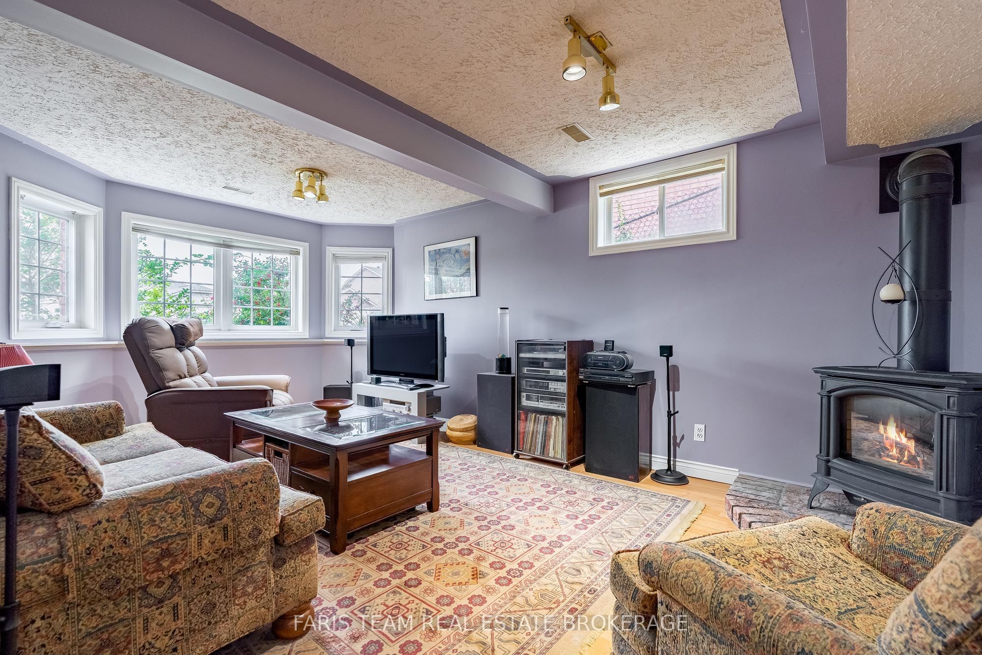 4 Charles Street Property Photo 15