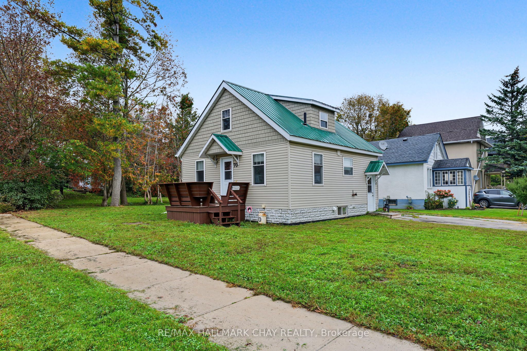 70 Douglas Street Property Photo 1