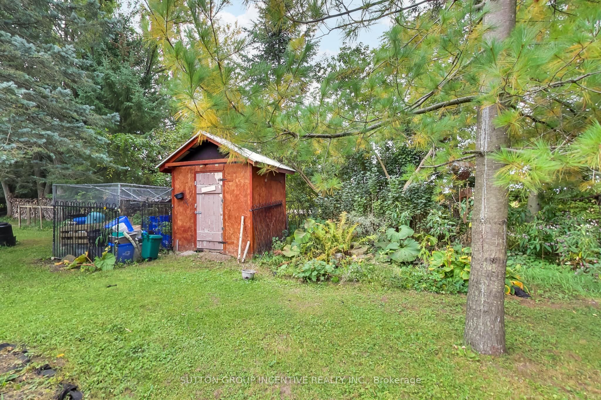 1724 Penetanguishene Road Property Photo 33