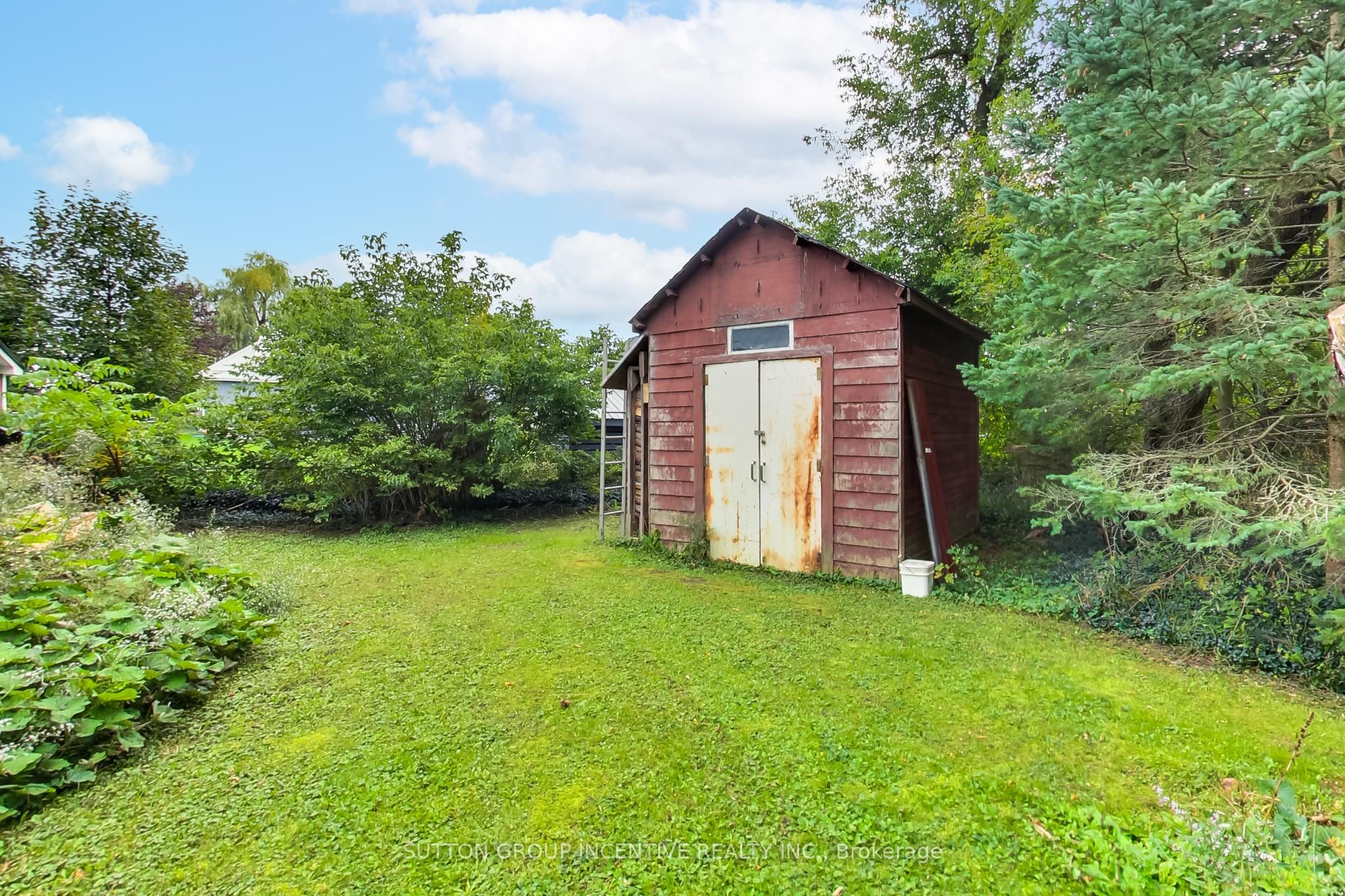1724 Penetanguishene Road Property Photo 34