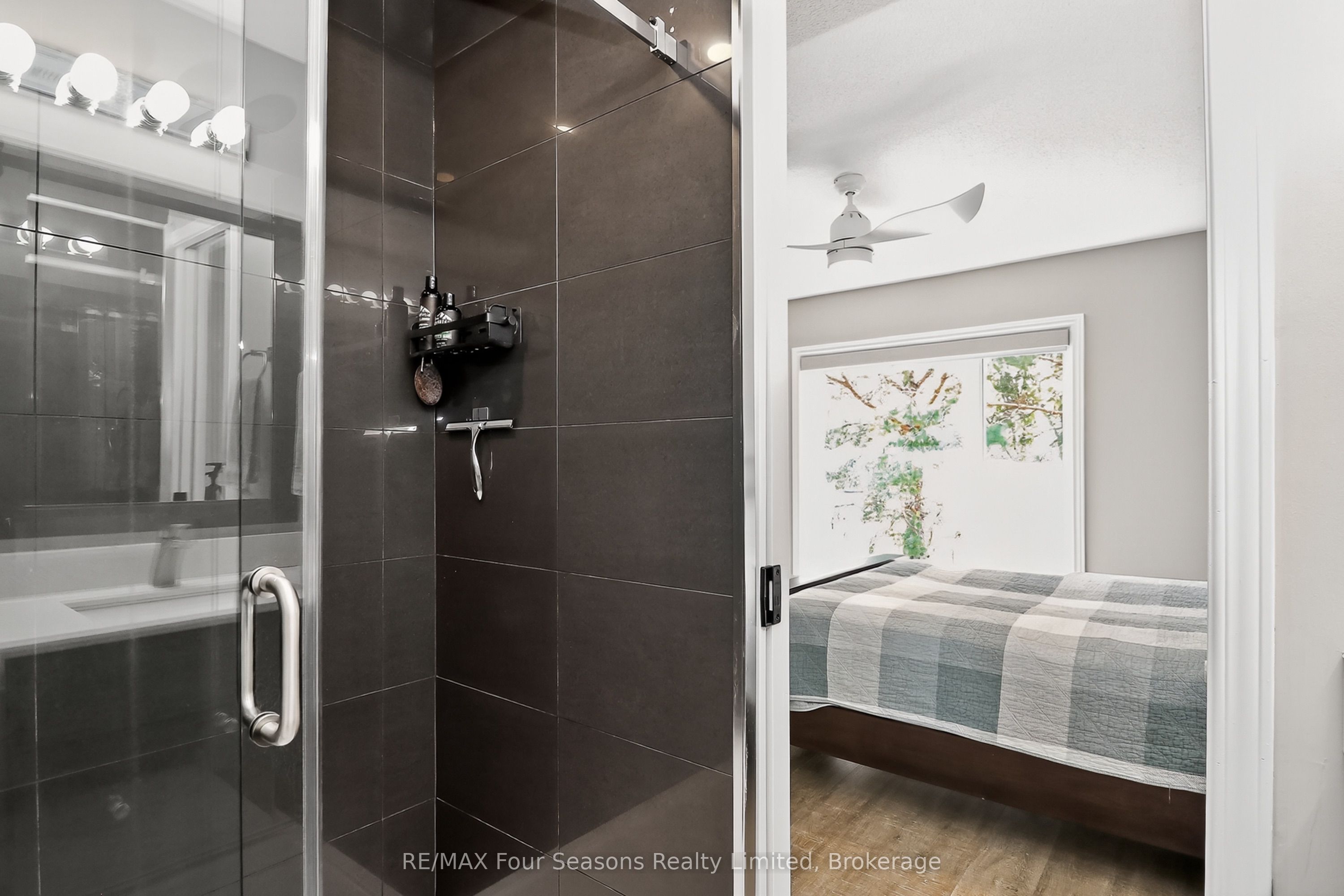 312 Mariners Way Property Photo 28