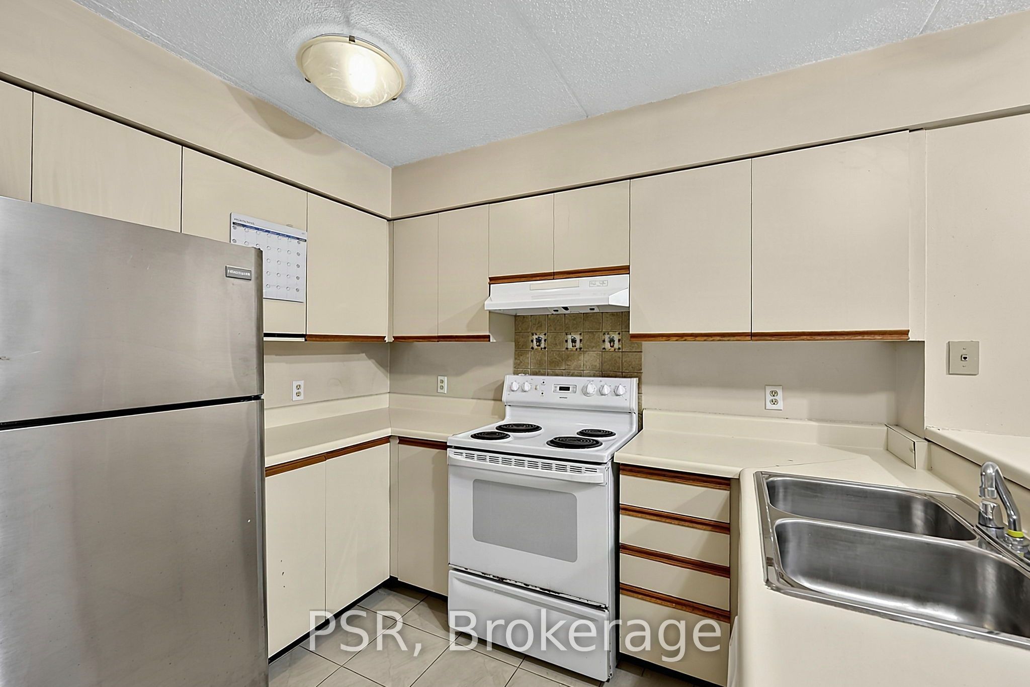 49 Trott Boulevard 183 Property Photo 8